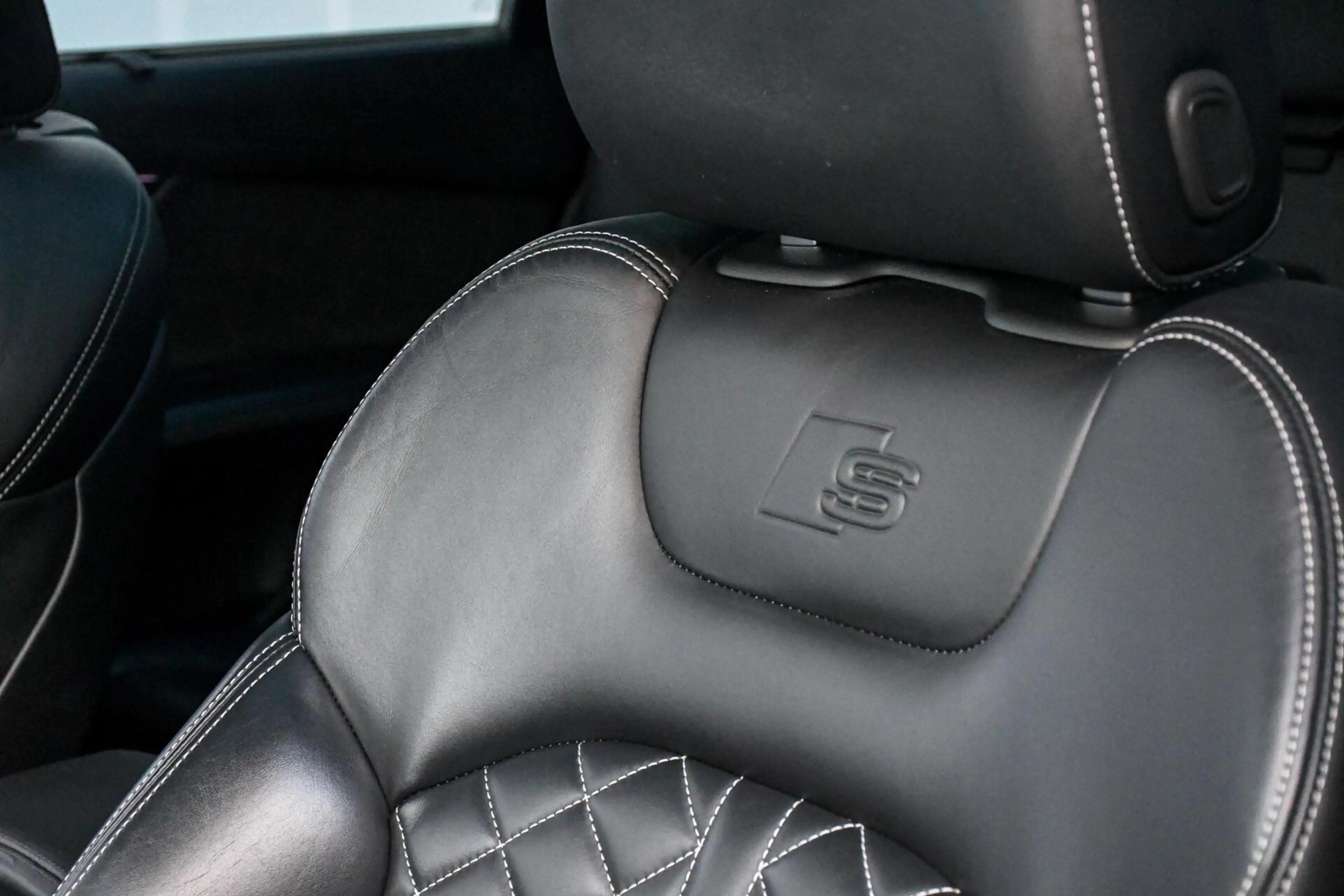 Audi SQ7 4.0 V8 TDI quattro Pro Line + 7p Ceramic 435PK PAN — photo 6