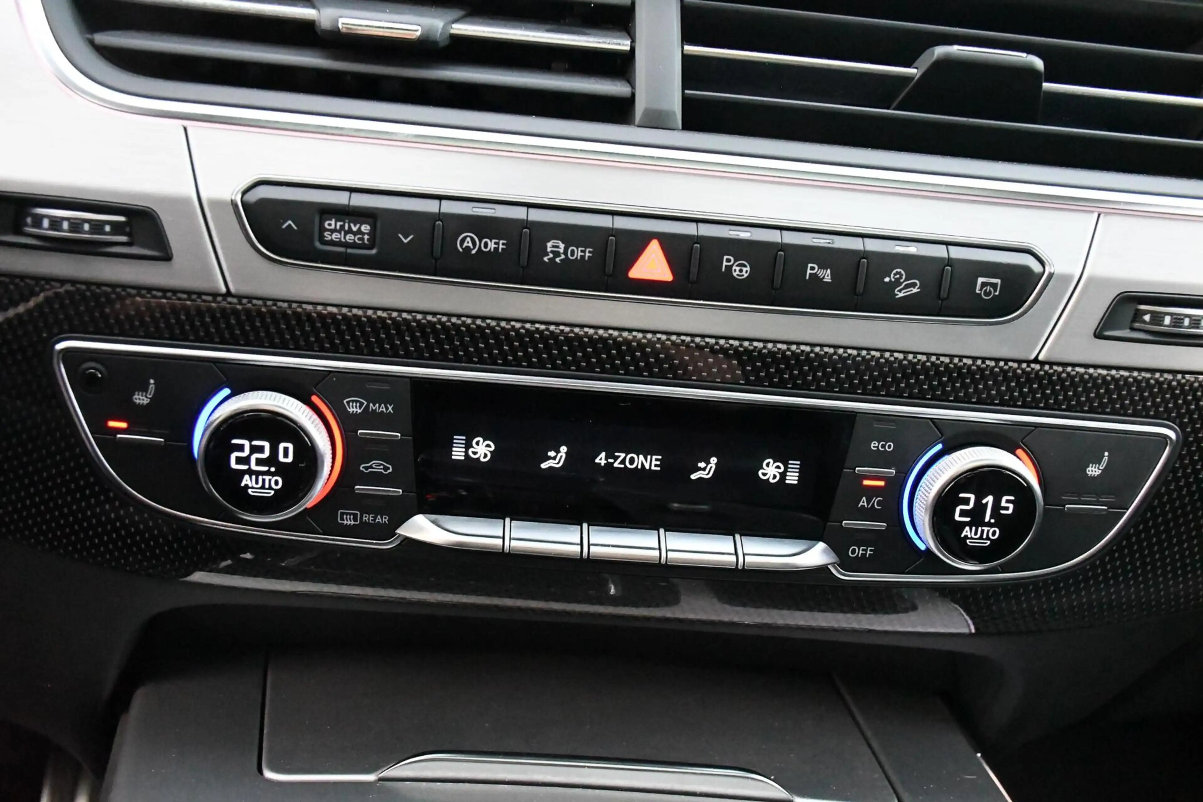 Audi SQ7 4.0 V8 TDI quattro Pro Line + 7p Ceramic 435PK PAN — photo 46