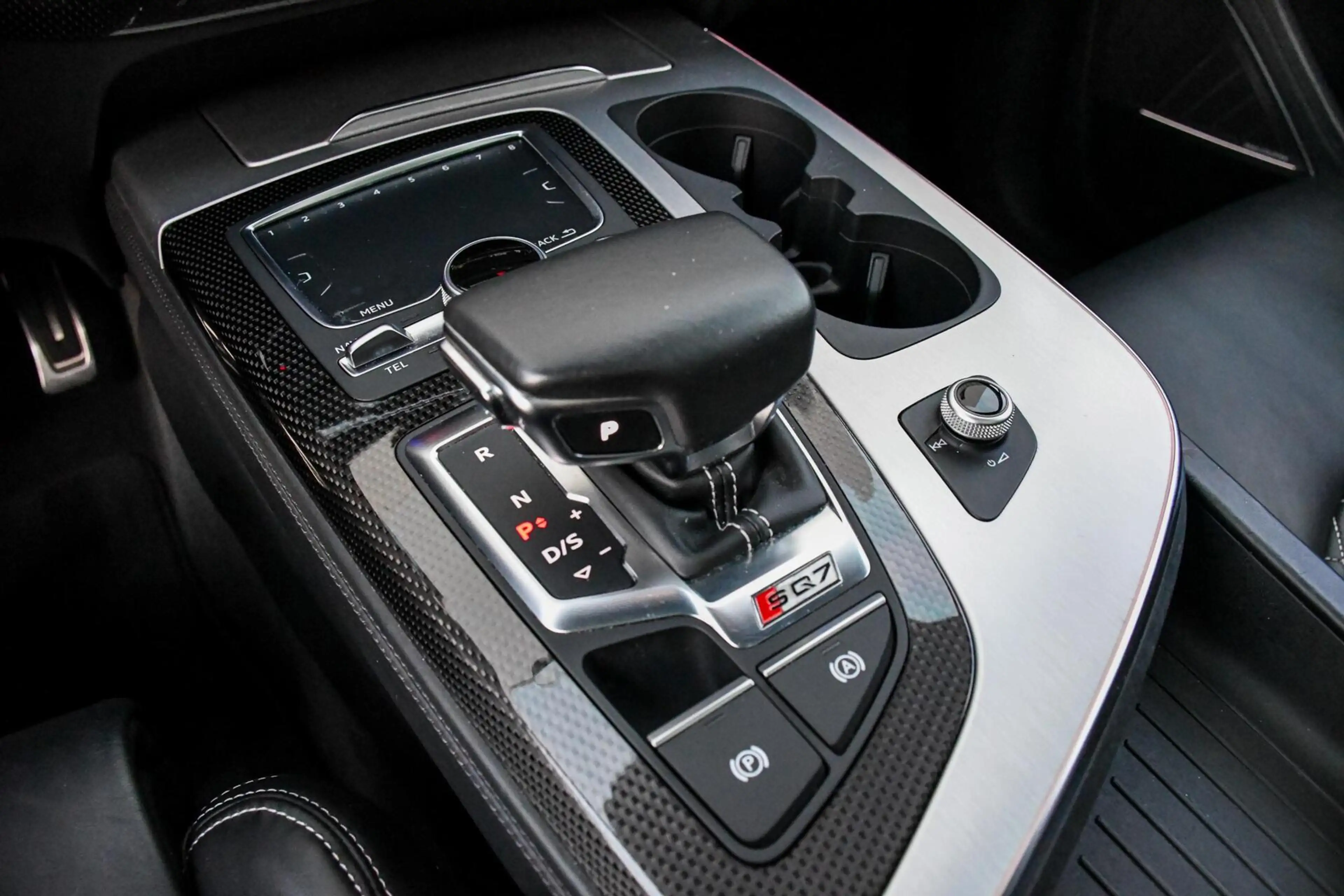 Audi SQ7 4.0 V8 TDI quattro Pro Line + 7p Ceramic 435PK PAN — photo 47