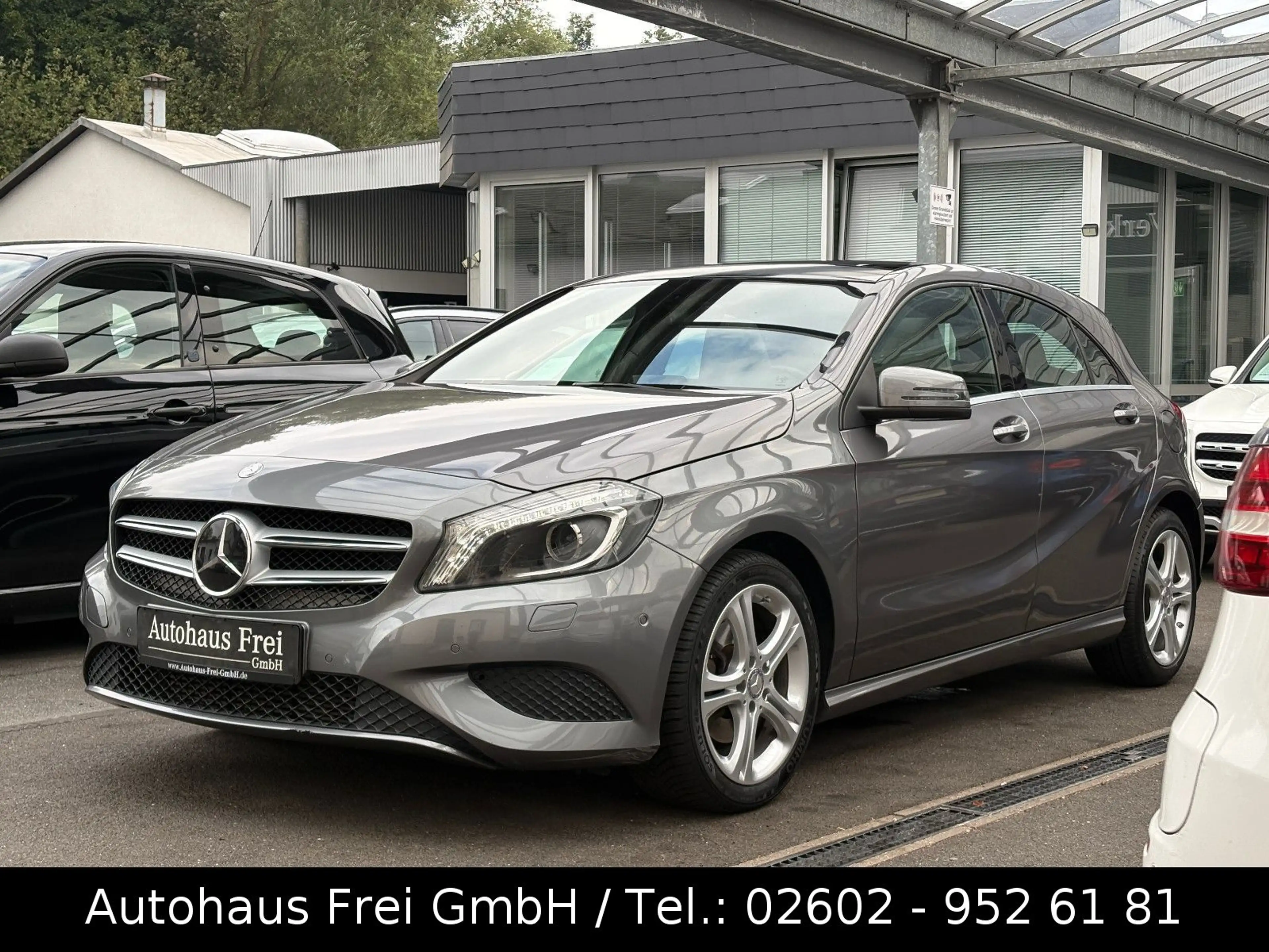 Mercedes-Benz A 180 BE URBAN*BI-XENON*KAMERA*PANORAMADACH*NAVI — photo 6