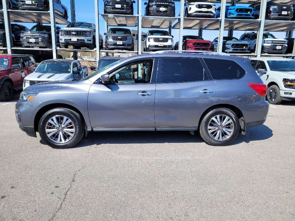 2017 Nissan Pathfinder