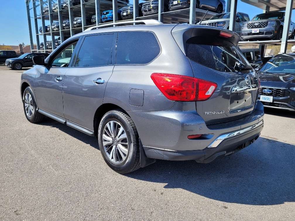 2017 Nissan Pathfinder