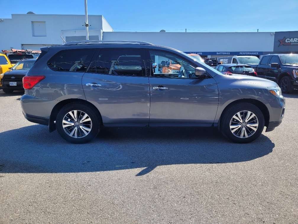 2017 Nissan Pathfinder