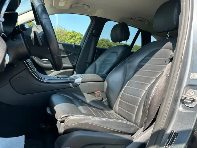 Mercedes-Benz GLC view 15
