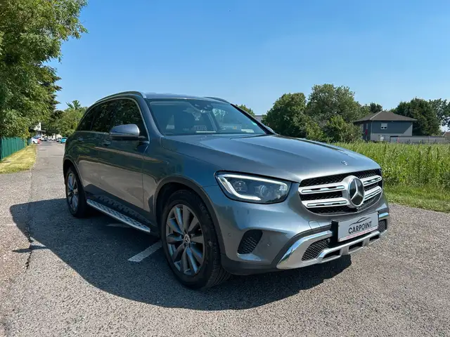 Mercedes-Benz GLC view 7