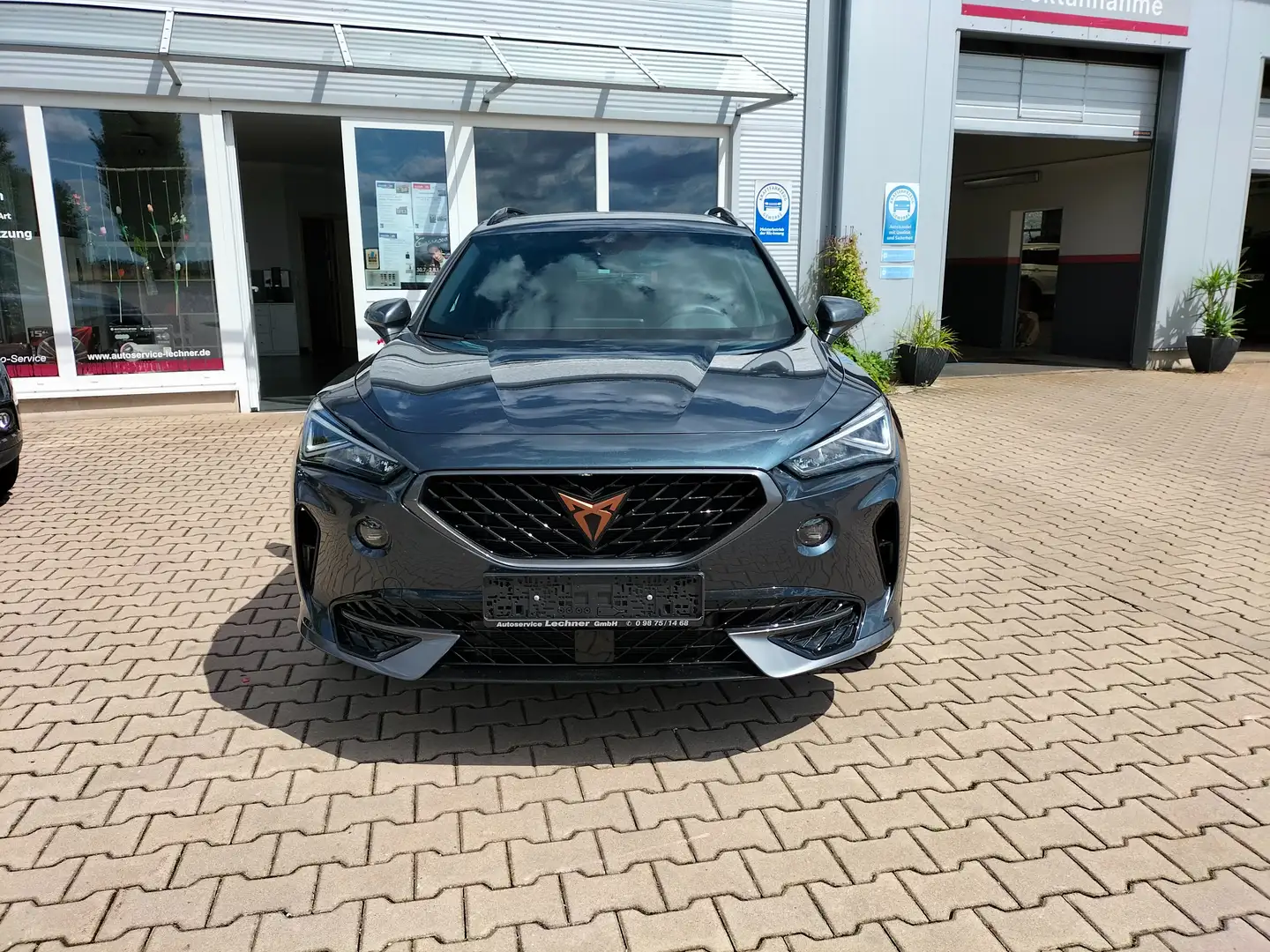 CUPRA Formentor Basis a 4Drive Grau - 1