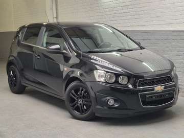 Aveo hatchback 1.6i LTZ- clim.- Très bel état