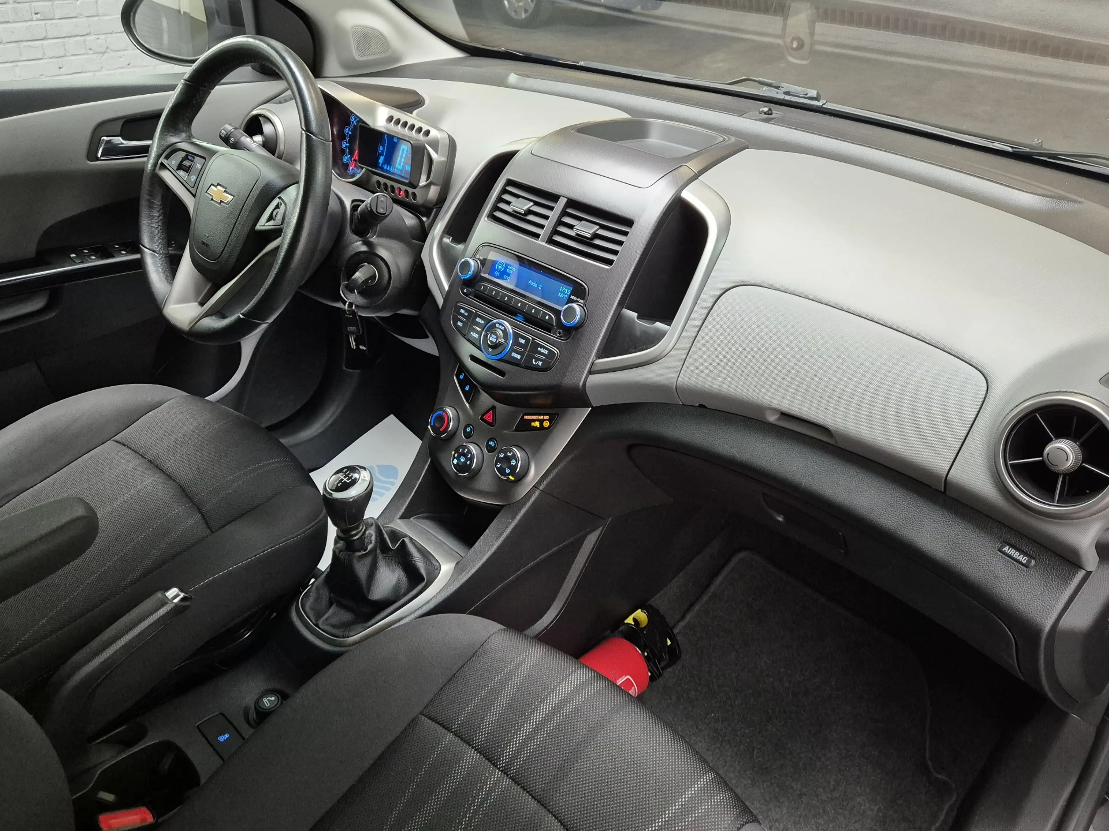 Chevrolet Aveo Aveo hatchback 1.6i LTZ- clim.- Très bel état — photo 13