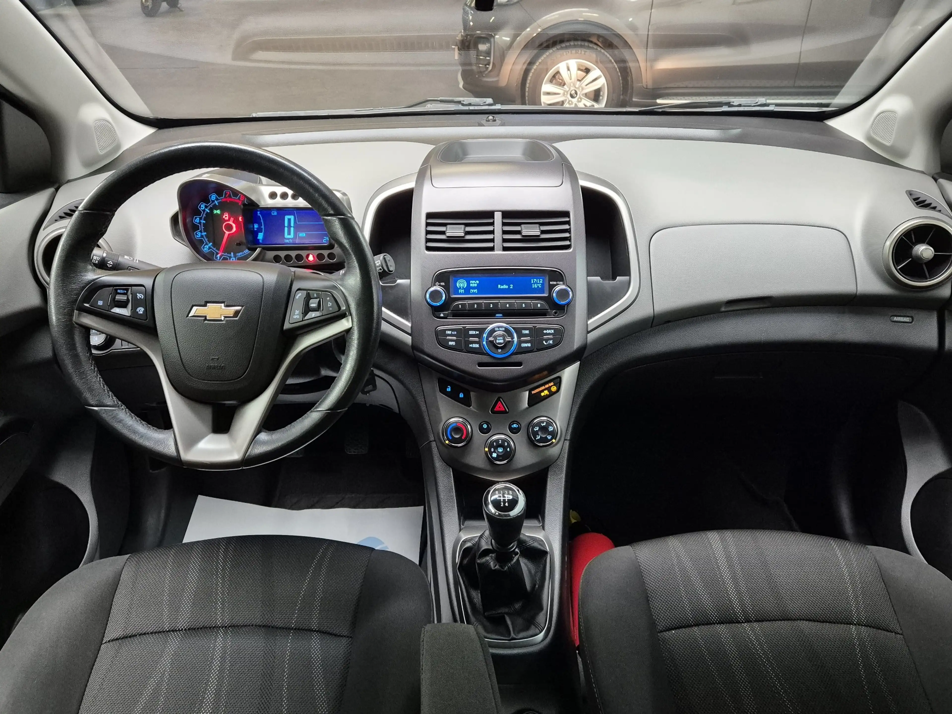 Chevrolet Aveo Aveo hatchback 1.6i LTZ- clim.- Très bel état — photo 10
