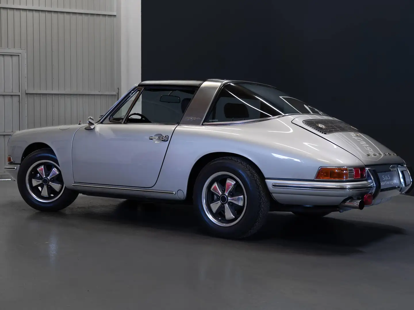 Porsche 911 F-Modell Targa Silber - 2
