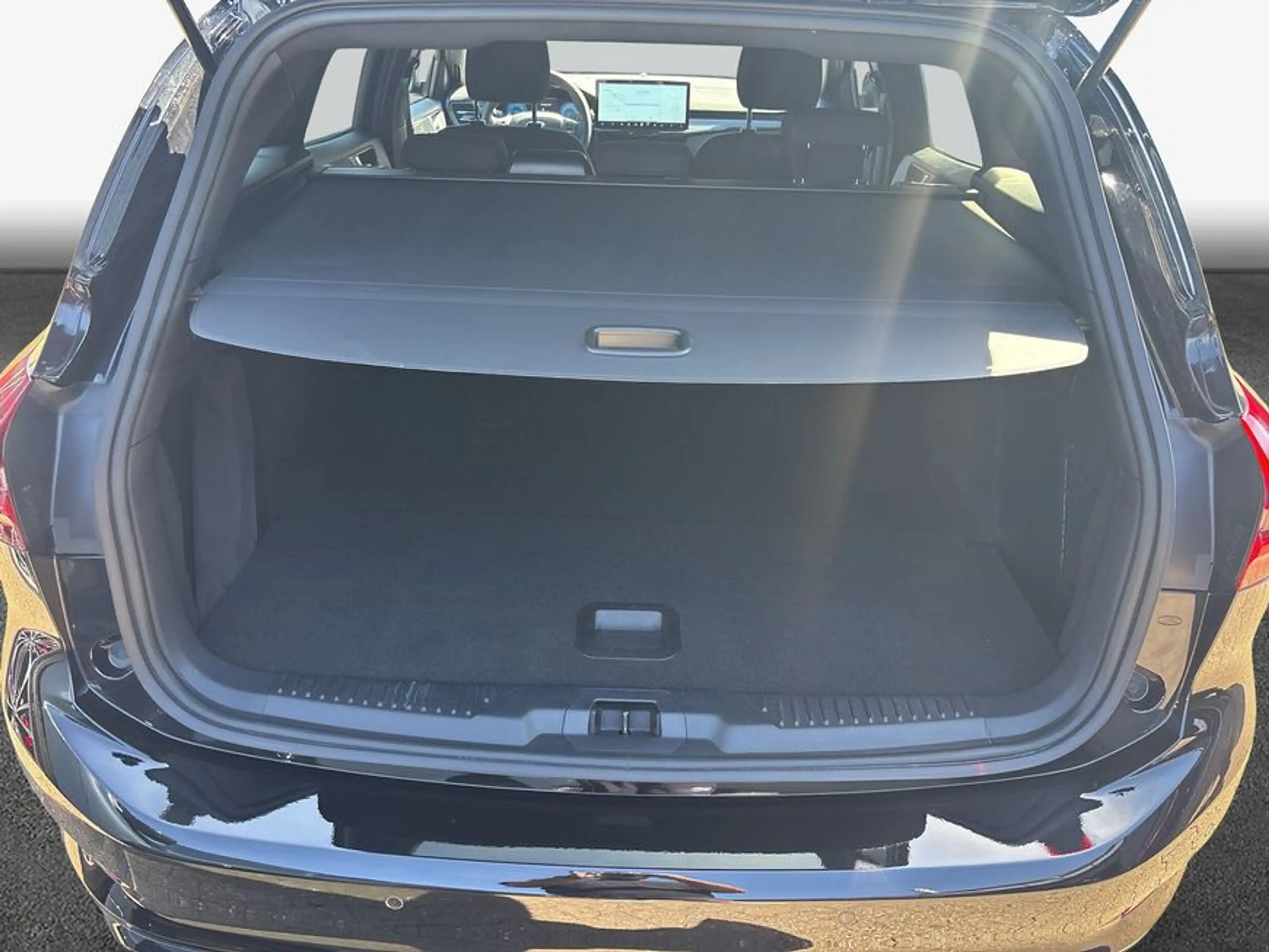 Ford Focus Turnier 1.5 EcoBlue Start-Stopp-System Aut. — photo 8