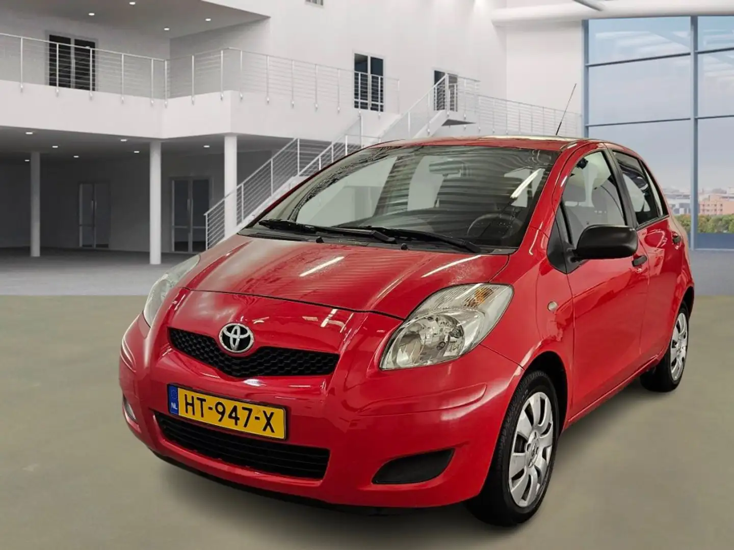 Toyota Yaris 1.0 VVTi Acces Kırmızı - 1