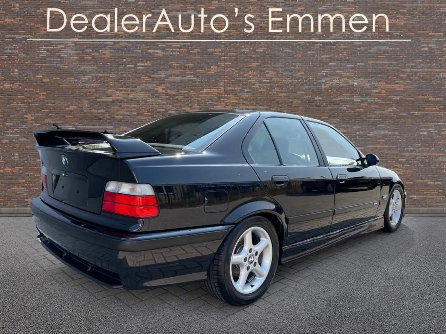 BMW 318 3-serie 318iS/4 Class II ( 1 van de 2500) Zwart - 2