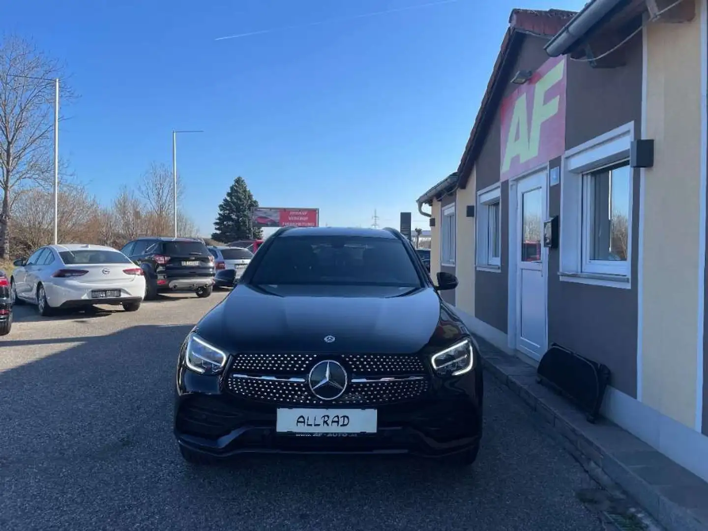 Mercedes-Benz GLC 200 d 4MATIC Aut. | AMG-PAKET | WENIG KM Schwarz - 2