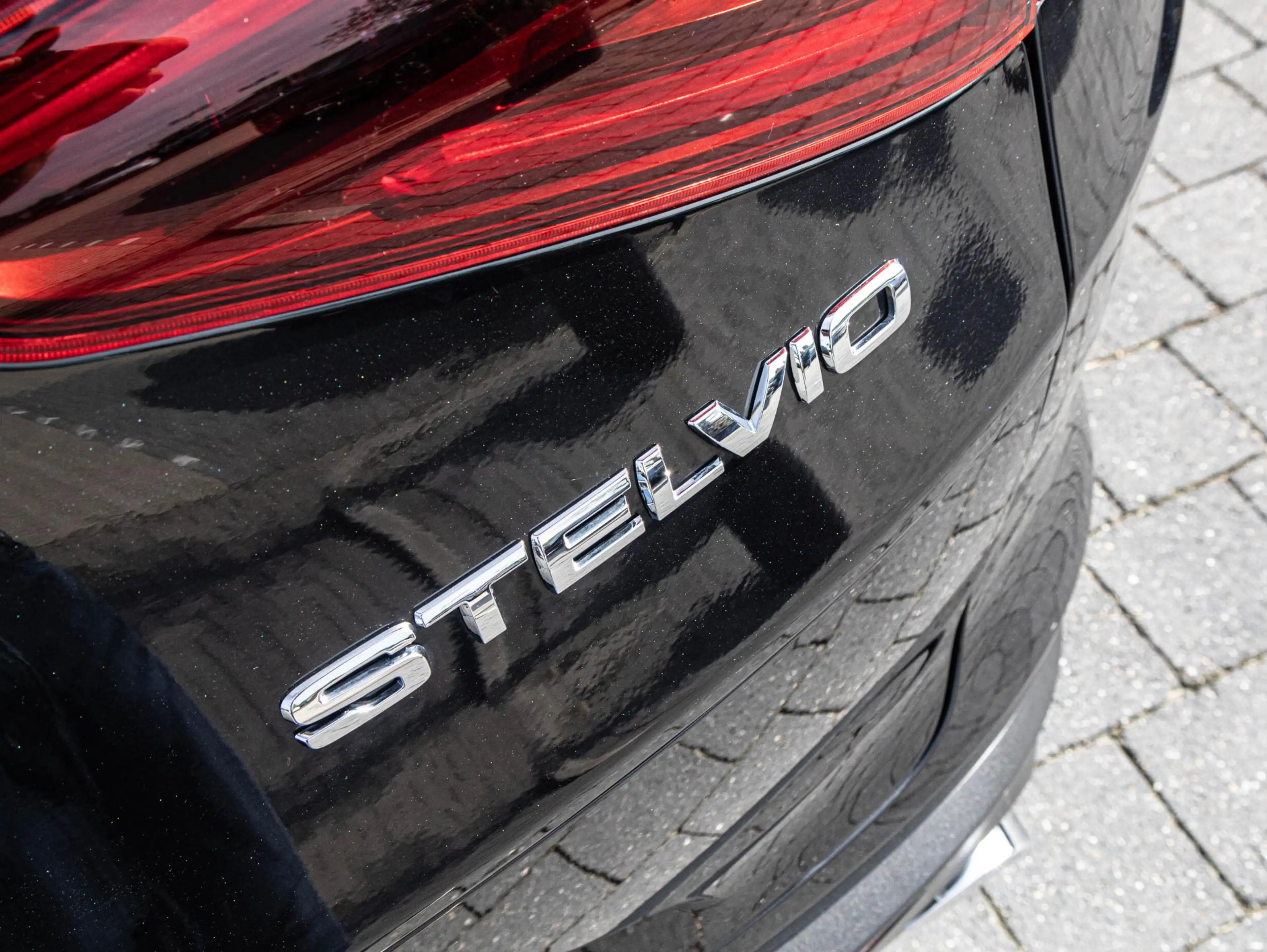 Alfa Romeo Stelvio 2.0 T AWD B-Tech | Pano| Memory | ACC | 20" — photo 21