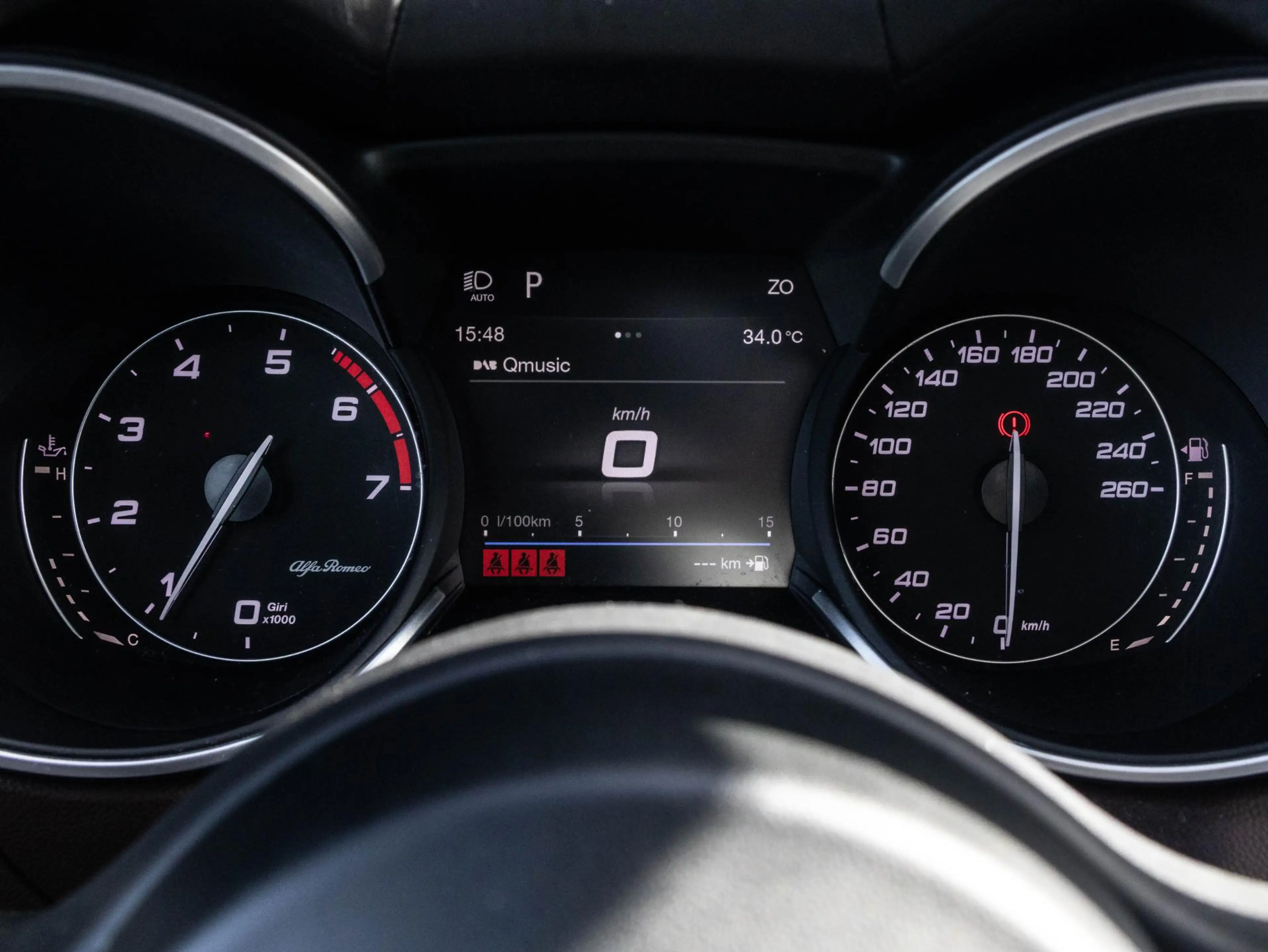 Alfa Romeo Stelvio 2.0 T AWD B-Tech | Pano| Memory | ACC | 20" — photo 27