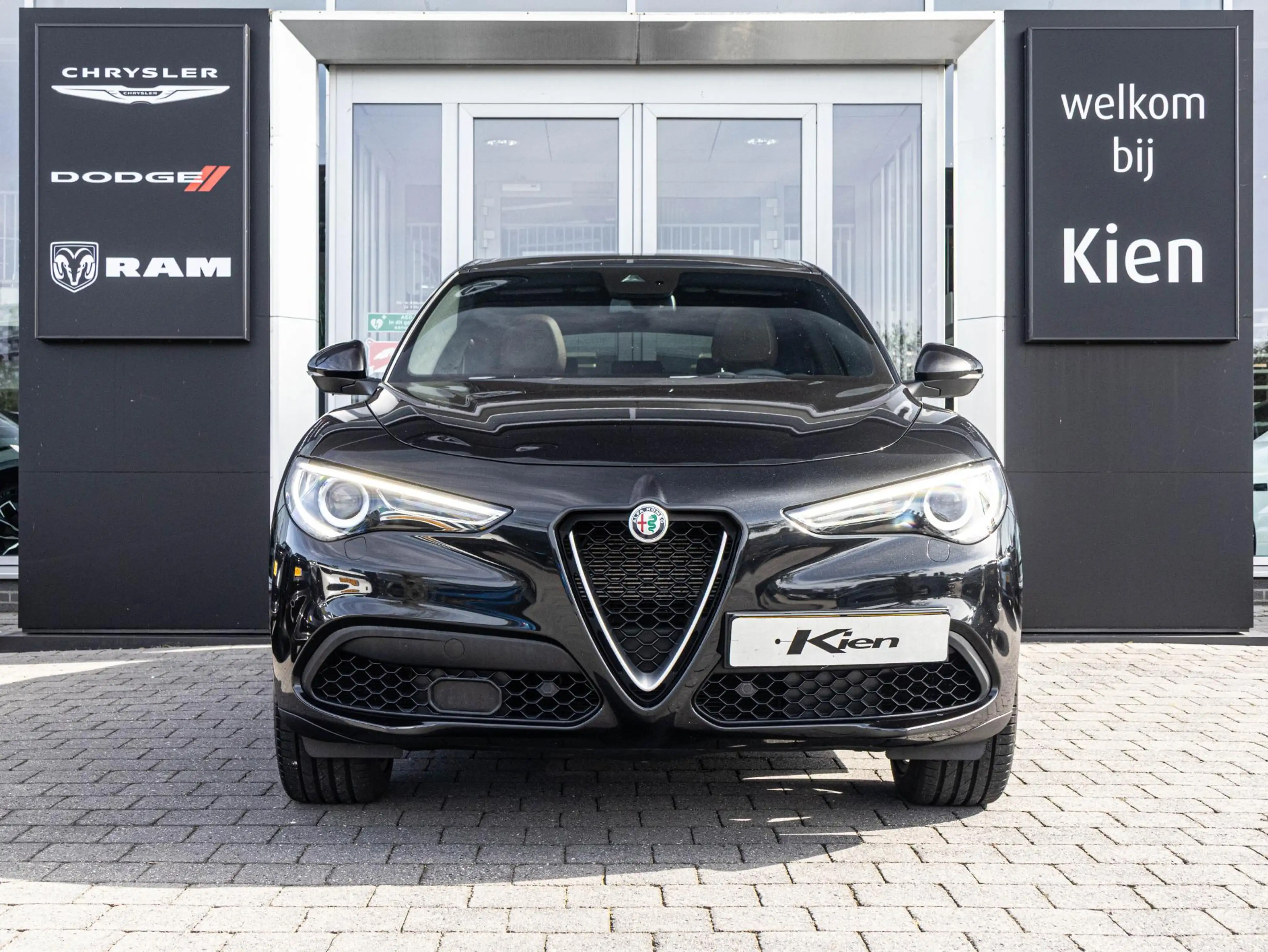 Alfa Romeo Stelvio 2.0 T AWD B-Tech | Pano| Memory | ACC | 20" — photo 16