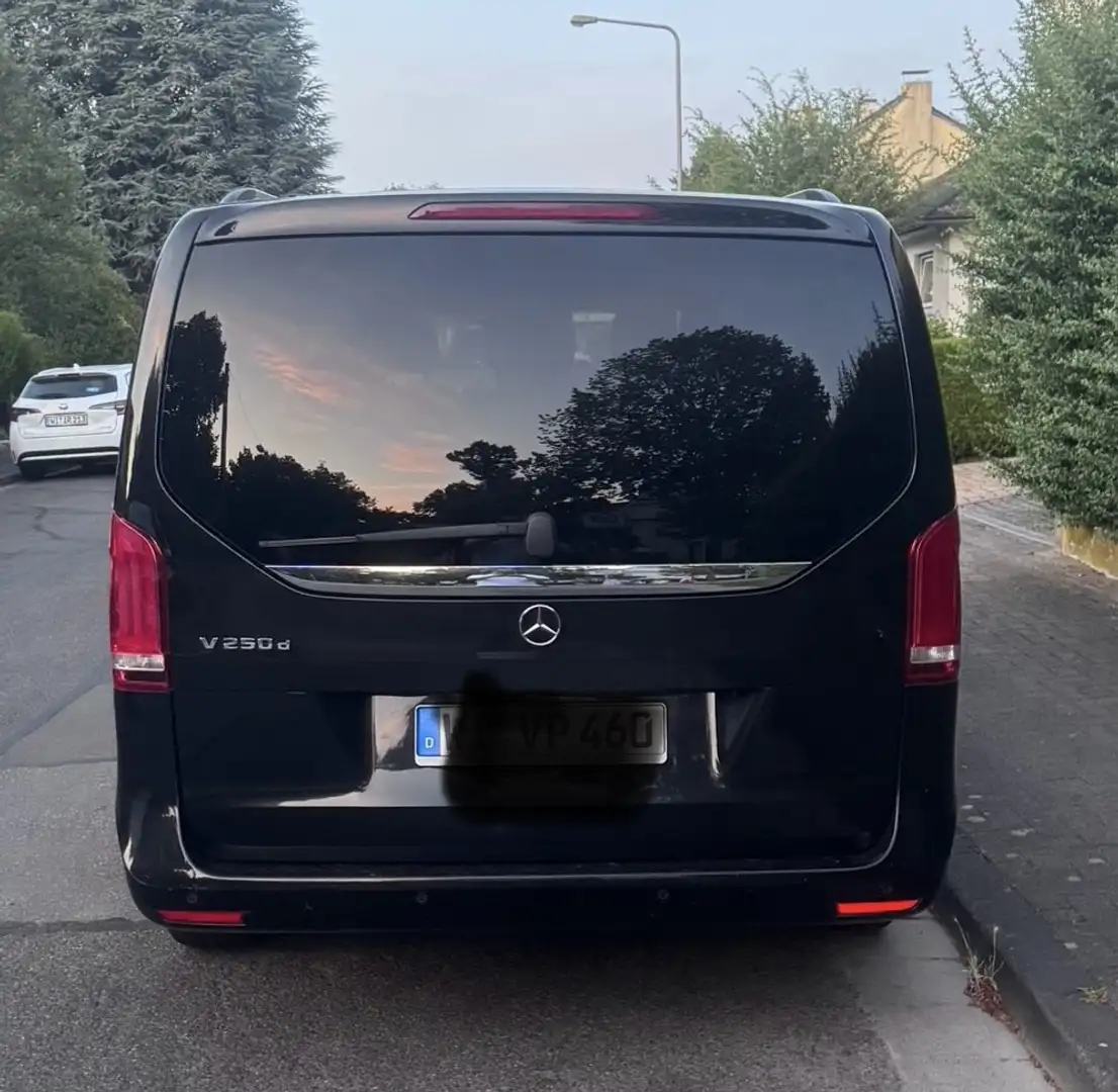 Mercedes-Benz V 200 V 200/220 CDI/d, 250 CDI/BT/d AVANTGARDE extralang Schwarz - 1