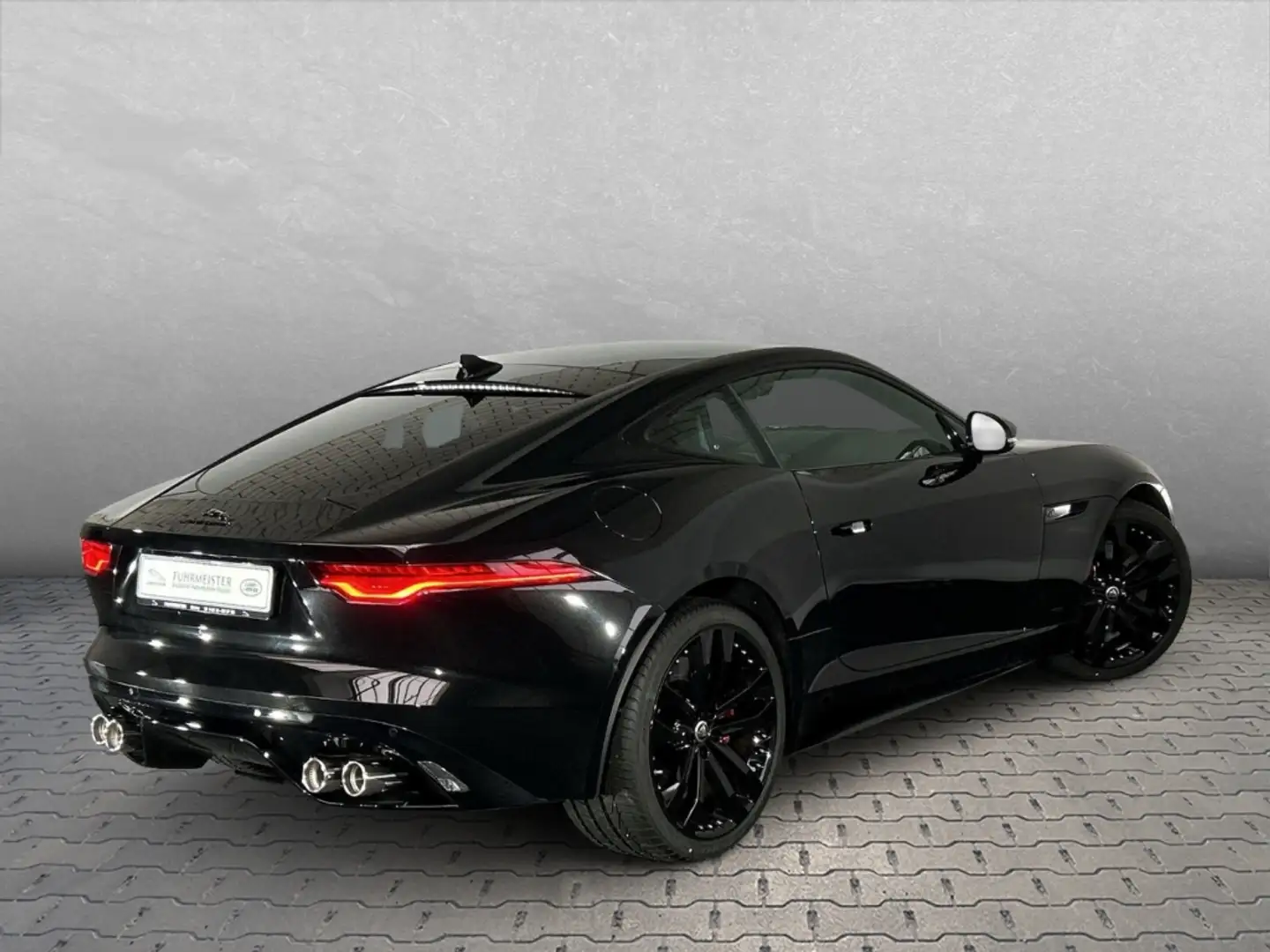 Jaguar F-Type Coupe P450 AWD R-Dyn. Panoramadach Noir - 2