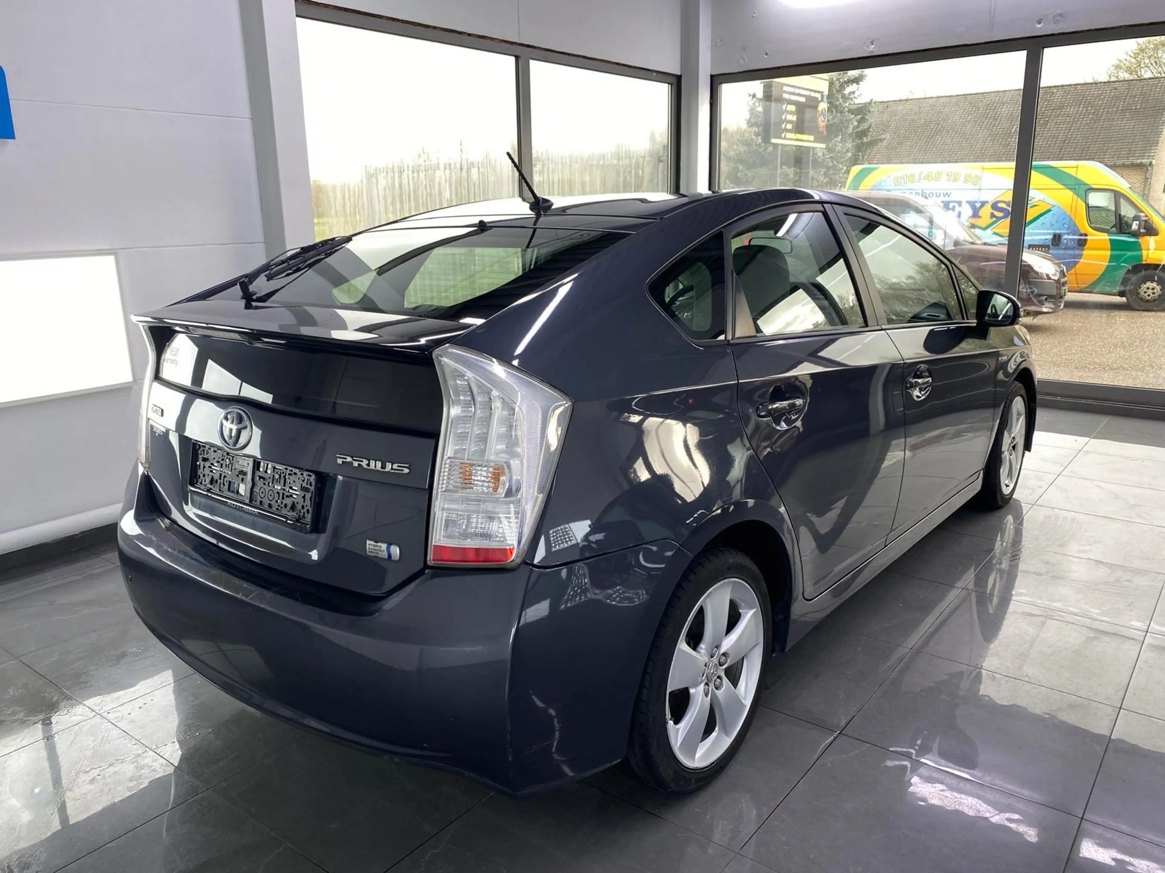 Toyota Prius Hybrid 1.8i VVT-i Luna + Buisness Line — photo 5
