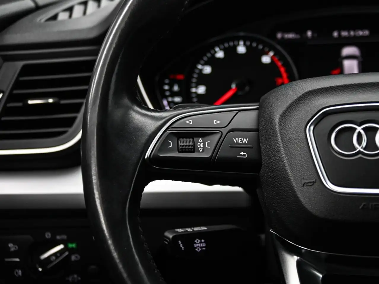 Audi Q5 photo Audi Q5