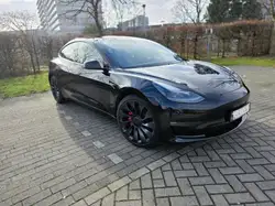 Tesla 2021 M3 Performance 