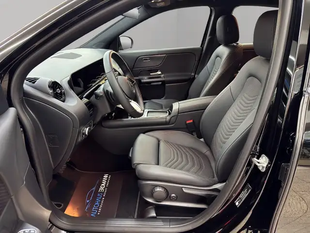 Mercedes-Benz Gla view 9