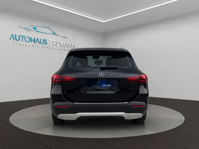 Mercedes-Benz Gla view 7