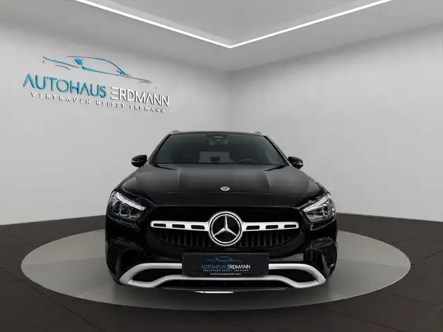 Mercedes-Benz Gla view 6