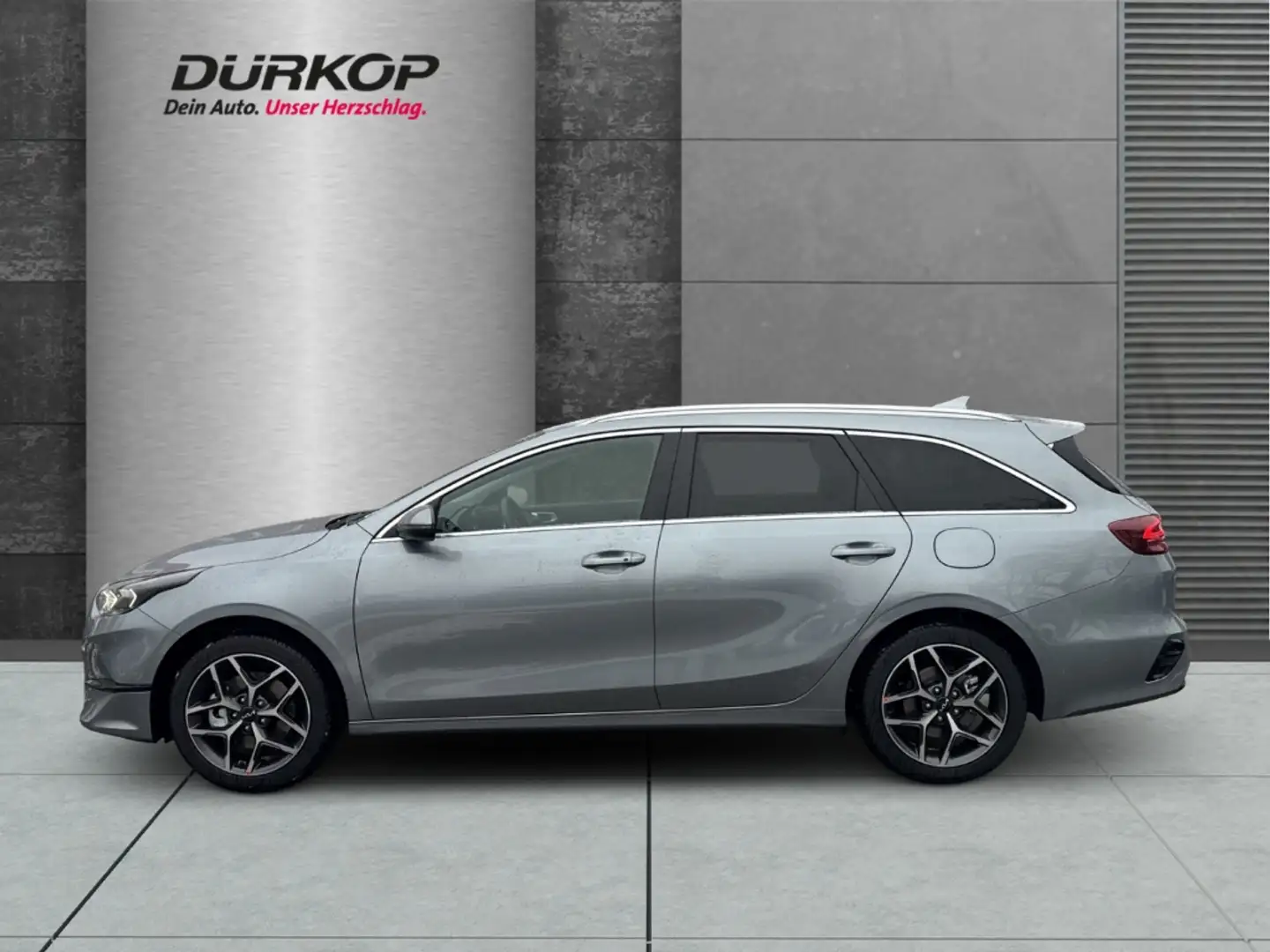 Kia Ceed SW / cee'd SW Ultimate Edition 1.5T Mild-Hybrid DCT Style-Paket Silber - 2