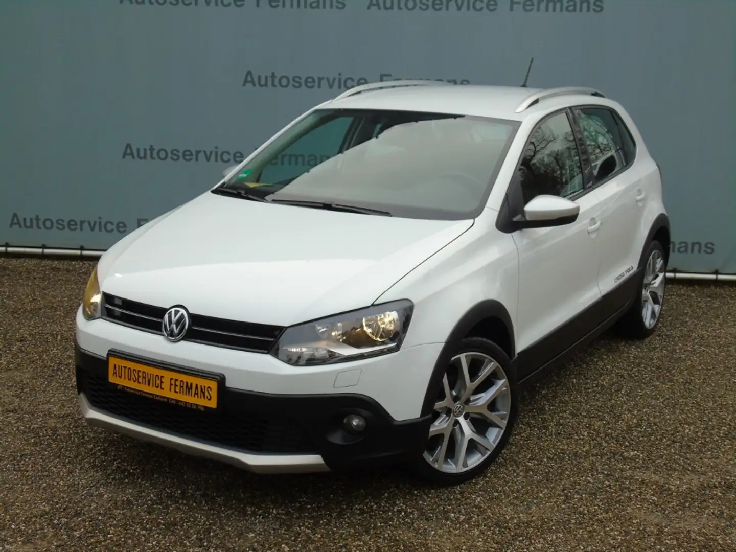 Volkswagen Cross 1.2TSI - 2017 - 96DKM - 17- Airco Alb - 2