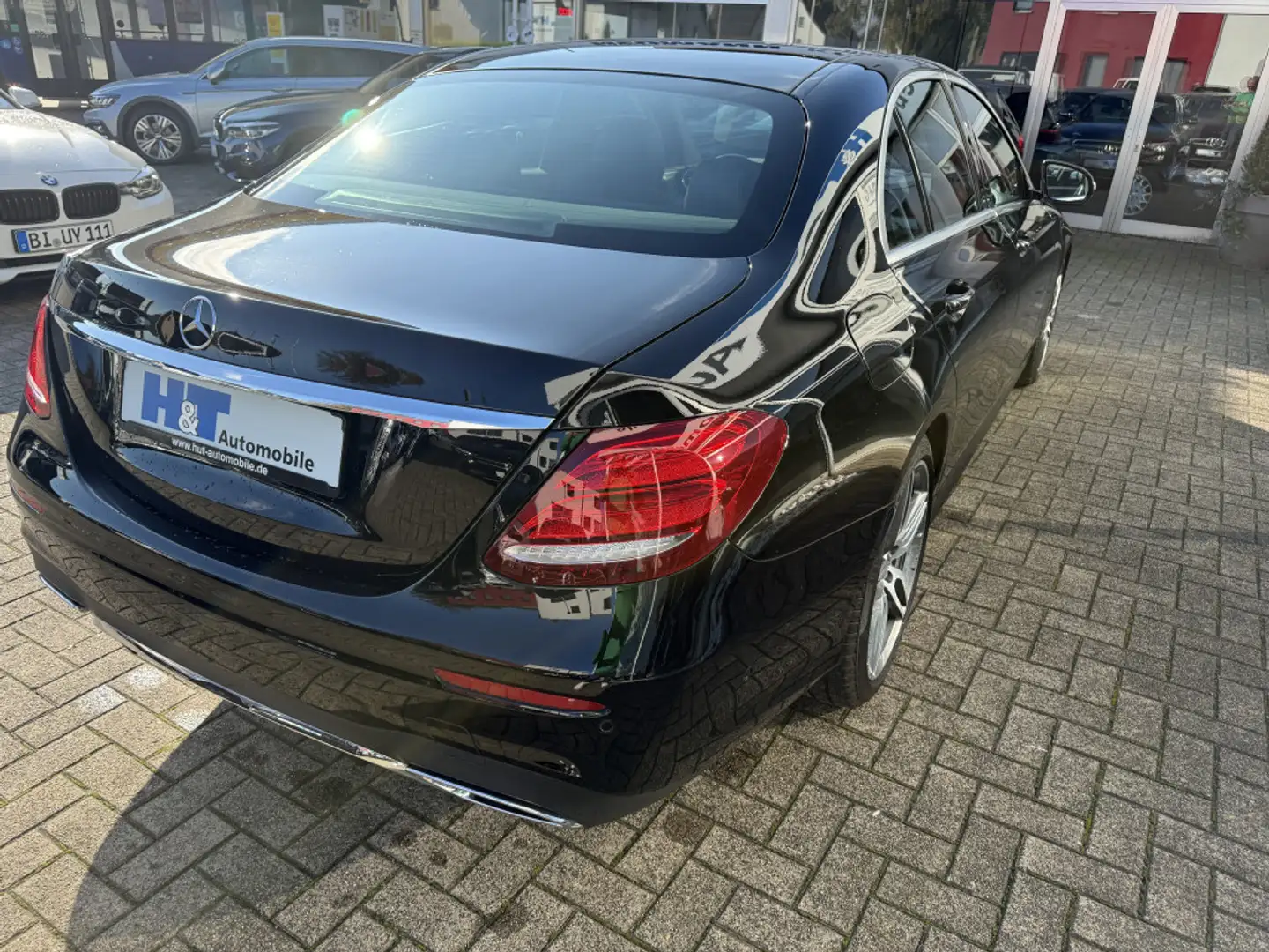 Mercedes-Benz E 350 Pano Multi LED Noir - 2