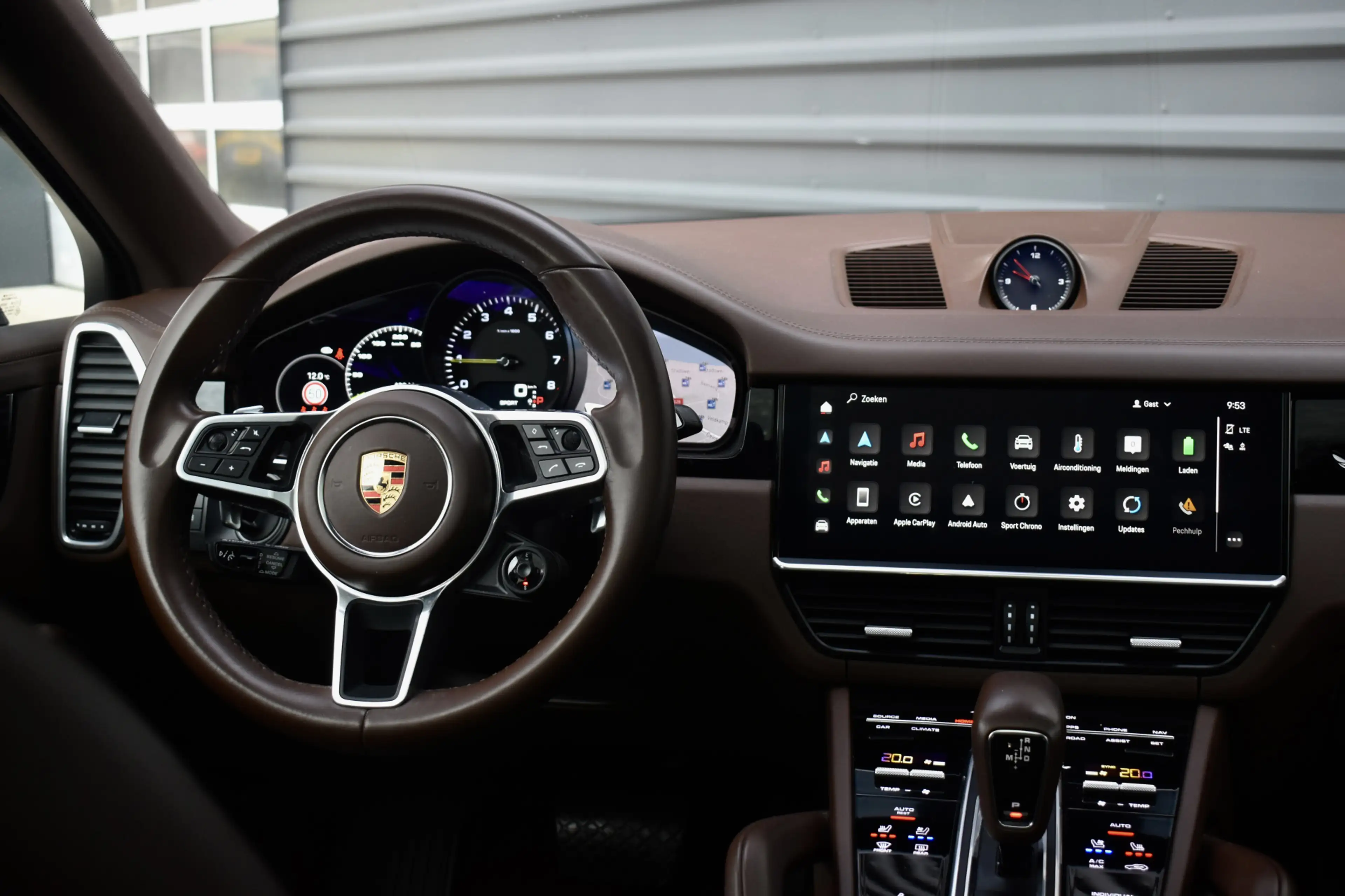 Porsche Cayenne Coupé 3.0 E-Hybrid Platinum Edition SportDesign | — photo 5
