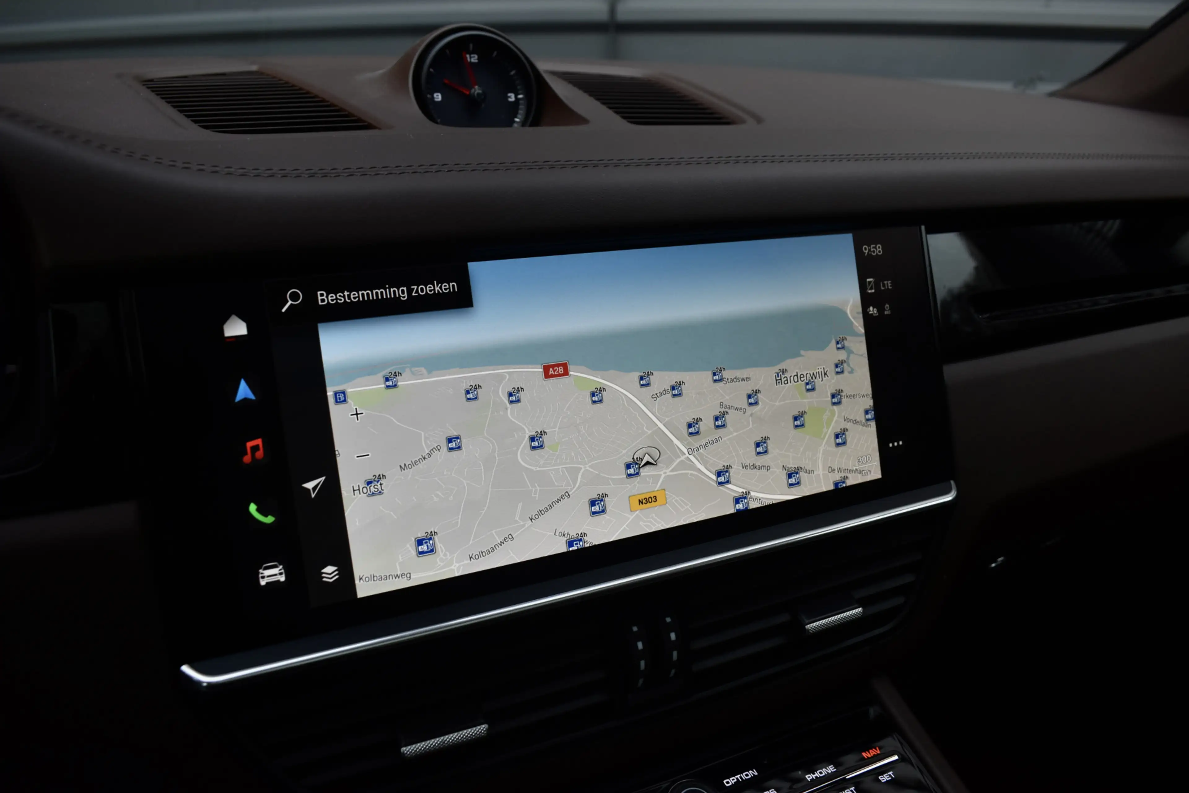 Porsche Cayenne Coupé 3.0 E-Hybrid Platinum Edition SportDesign | — photo 9