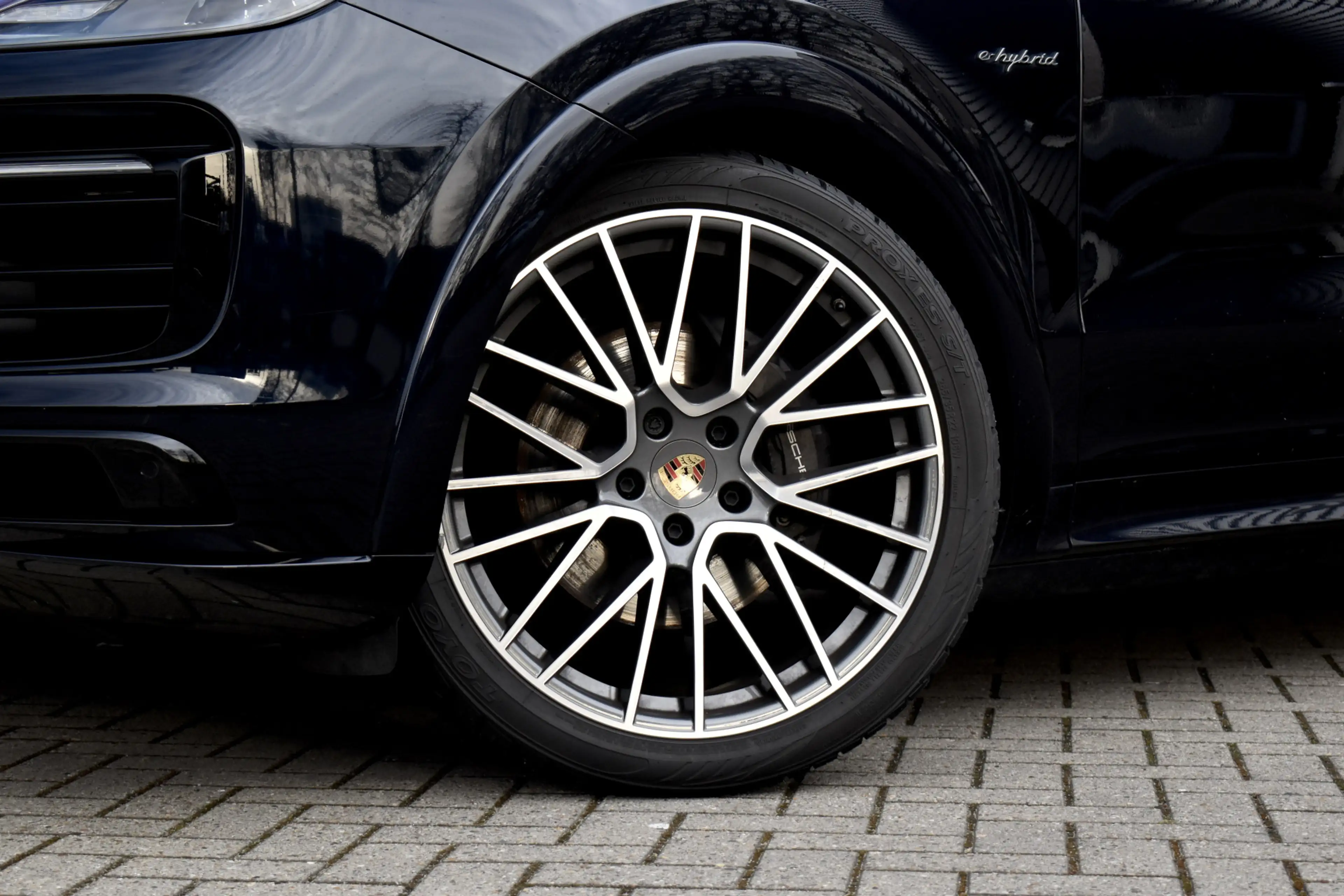 Porsche Cayenne Coupé 3.0 E-Hybrid Platinum Edition SportDesign | — photo 37