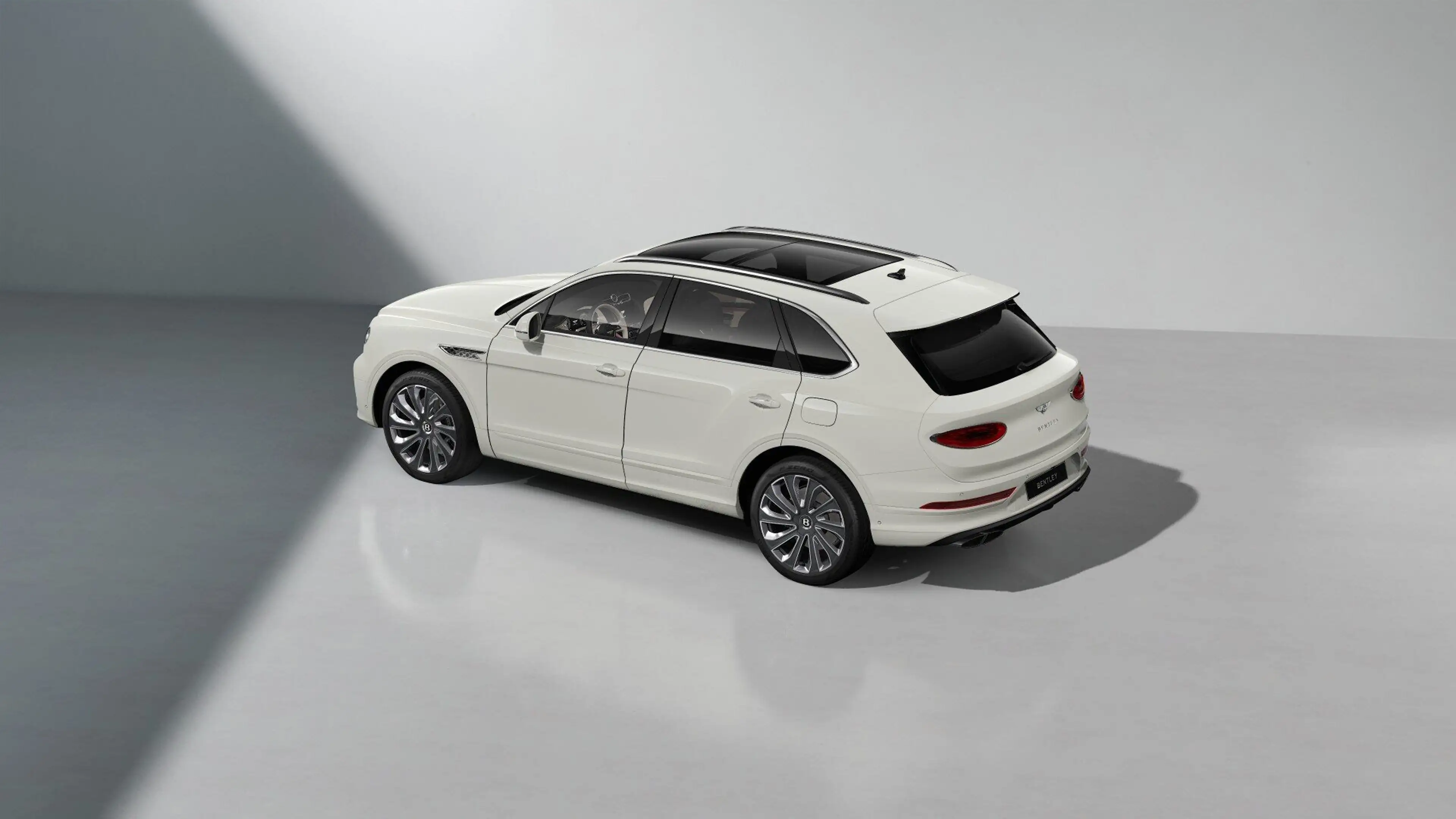 Bentley Bentayga V6 Hybrid Artenara *MY27* — photo 4