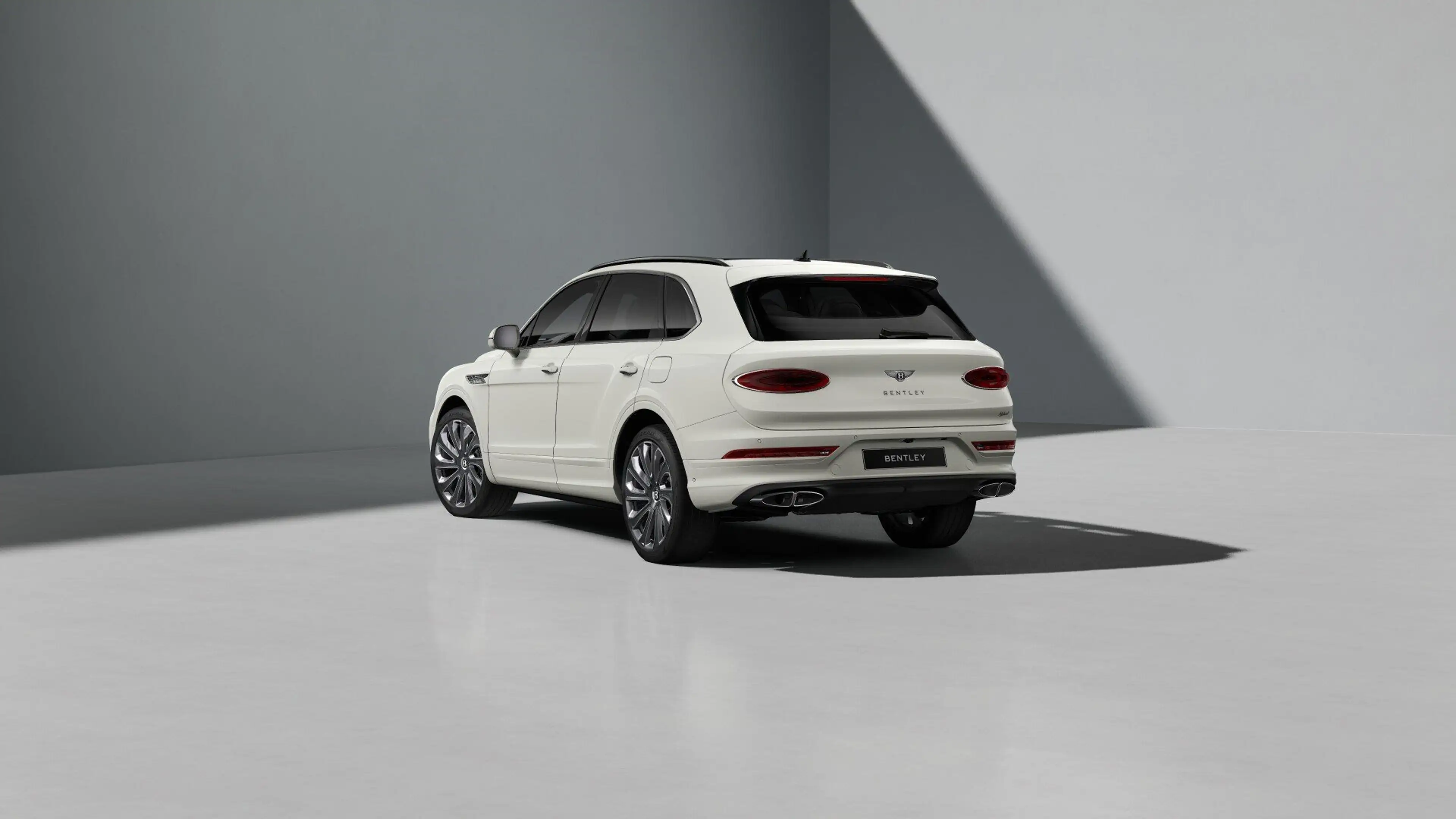 Bentley Bentayga V6 Hybrid Artenara *MY27* — photo 3