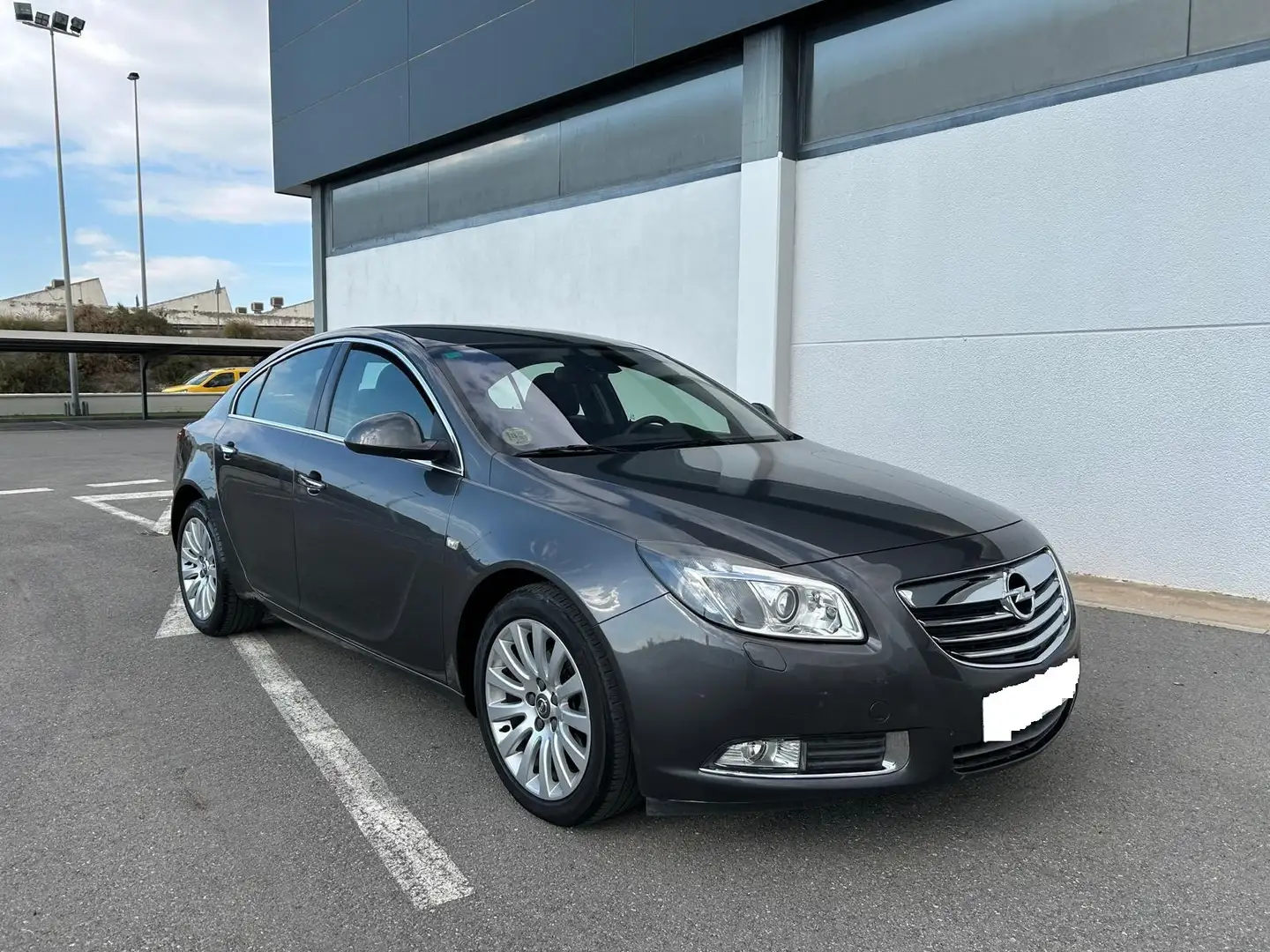 Opel Insignia 2.0CDTI Edition Aut. 130 Gris - 2