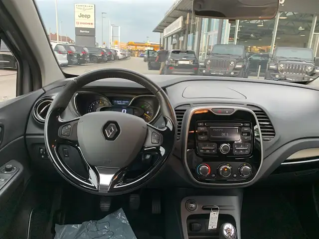 Renault Captur view 9
