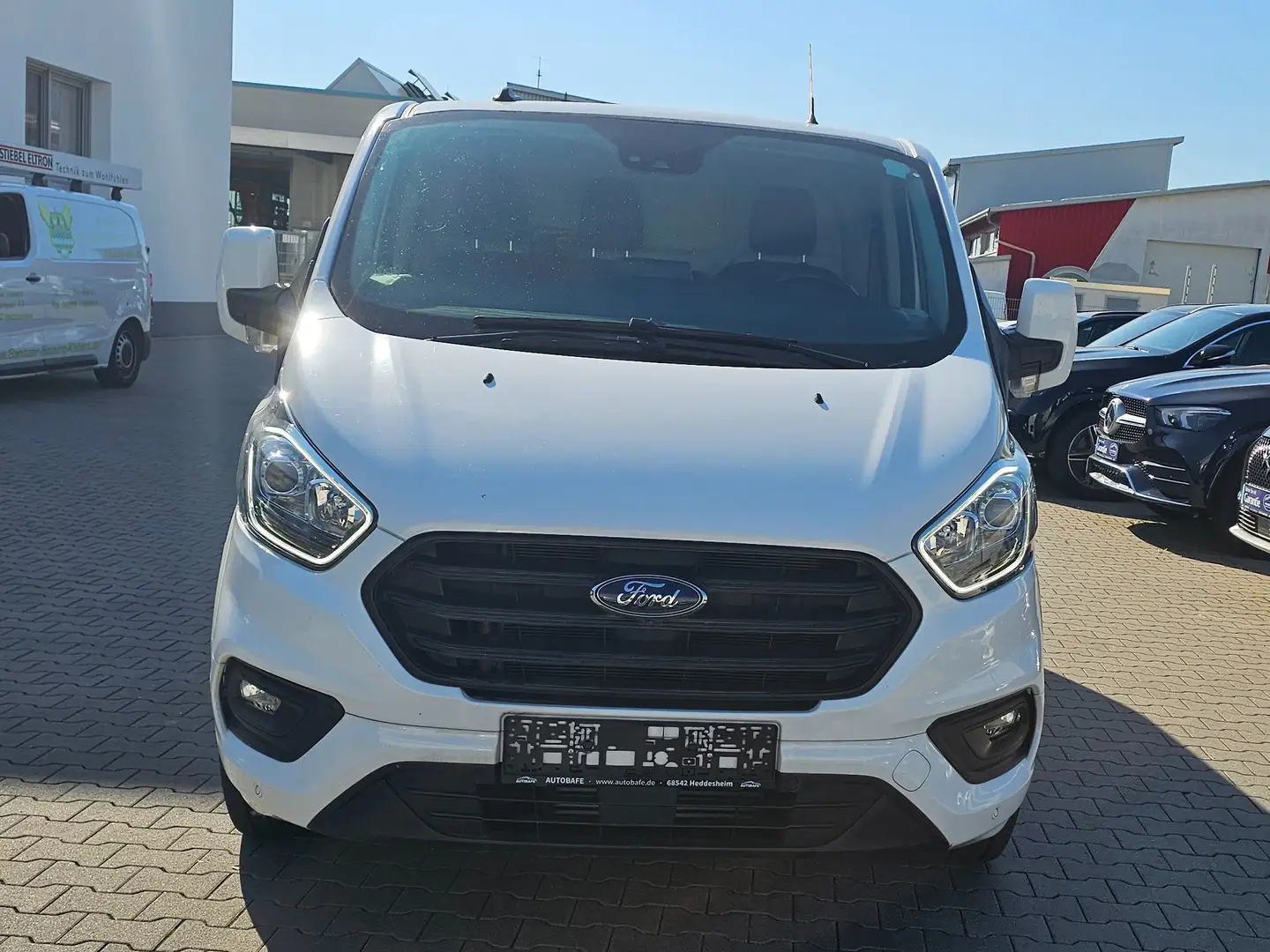 Ford Transit Custom 320 L2 4 JAHRE GARANTIE*NAVI*KAMERA*1 HAND Weiß - 2