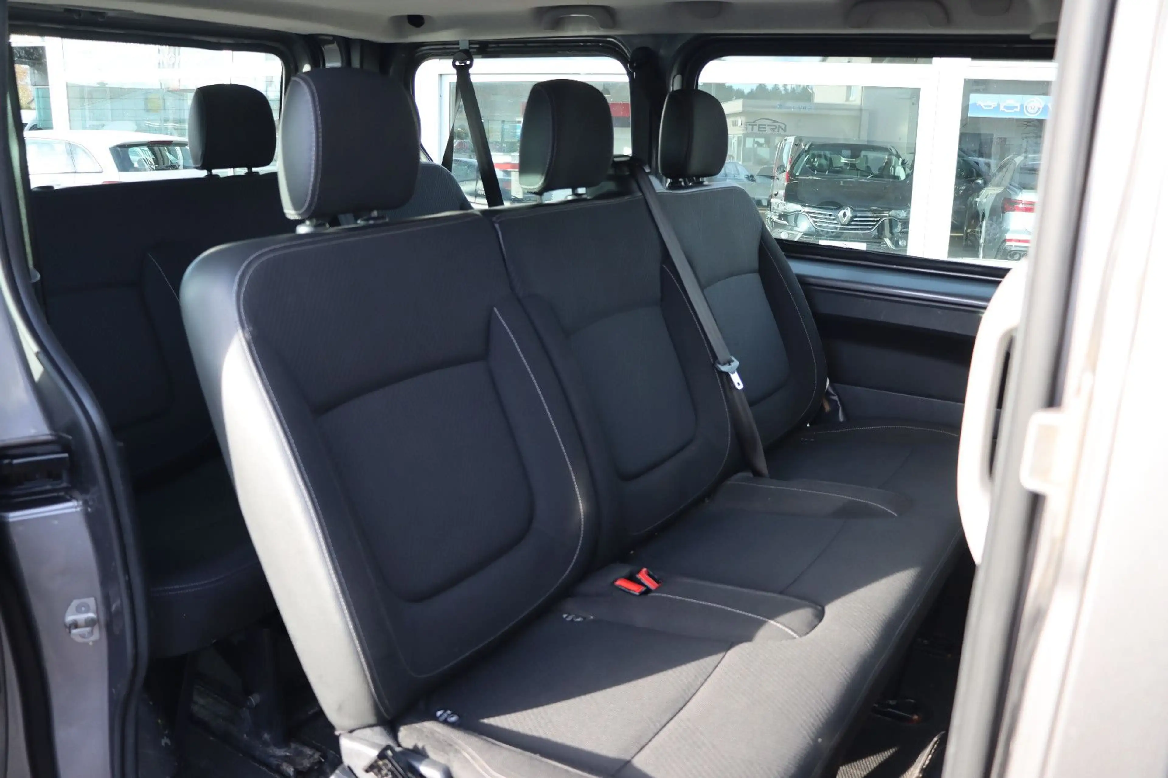 Renault Trafic 8-Sitzer L1H1 Expression l NAVI l KAMERA — photo 12