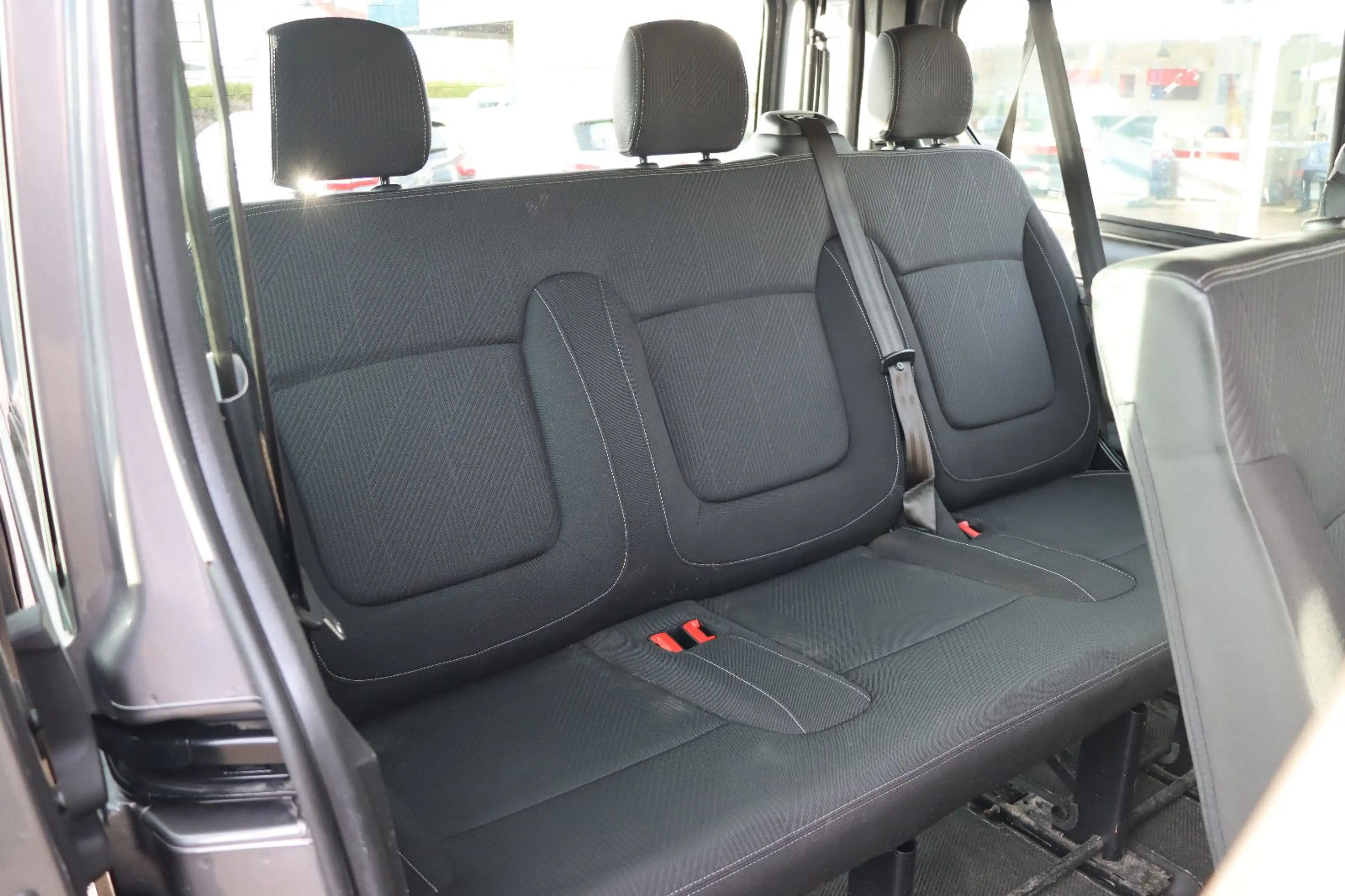 Renault Trafic 8-Sitzer L1H1 Expression l NAVI l KAMERA — photo 13