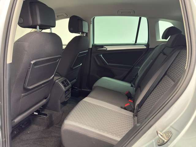 Volkswagen Tiguan — photo 15
