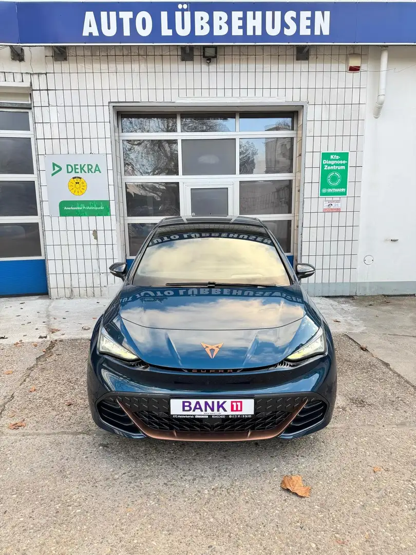 CUPRA Born 150KW*Keyless*Massage*SHZ*ACC*Glasdach*MwSt. Bleu - 2
