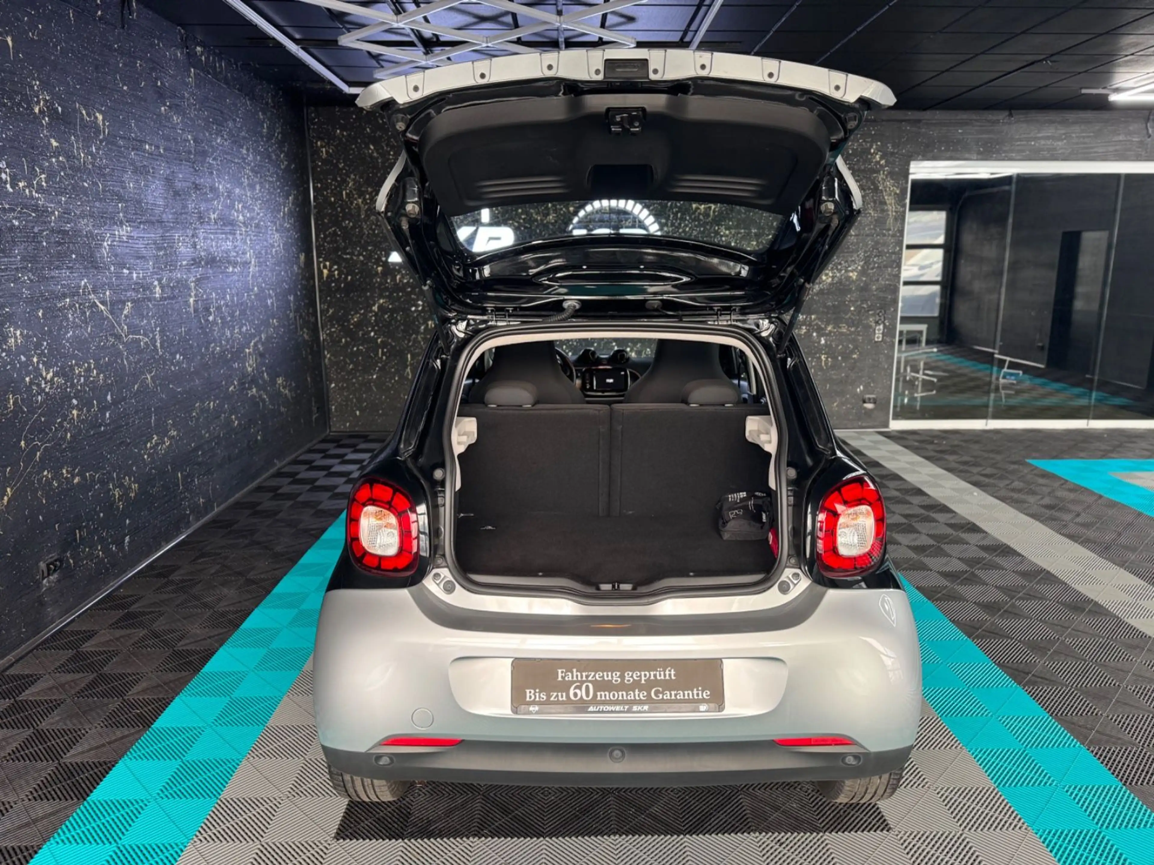 smart forFour forfour Basis NAV/PDC — photo 9