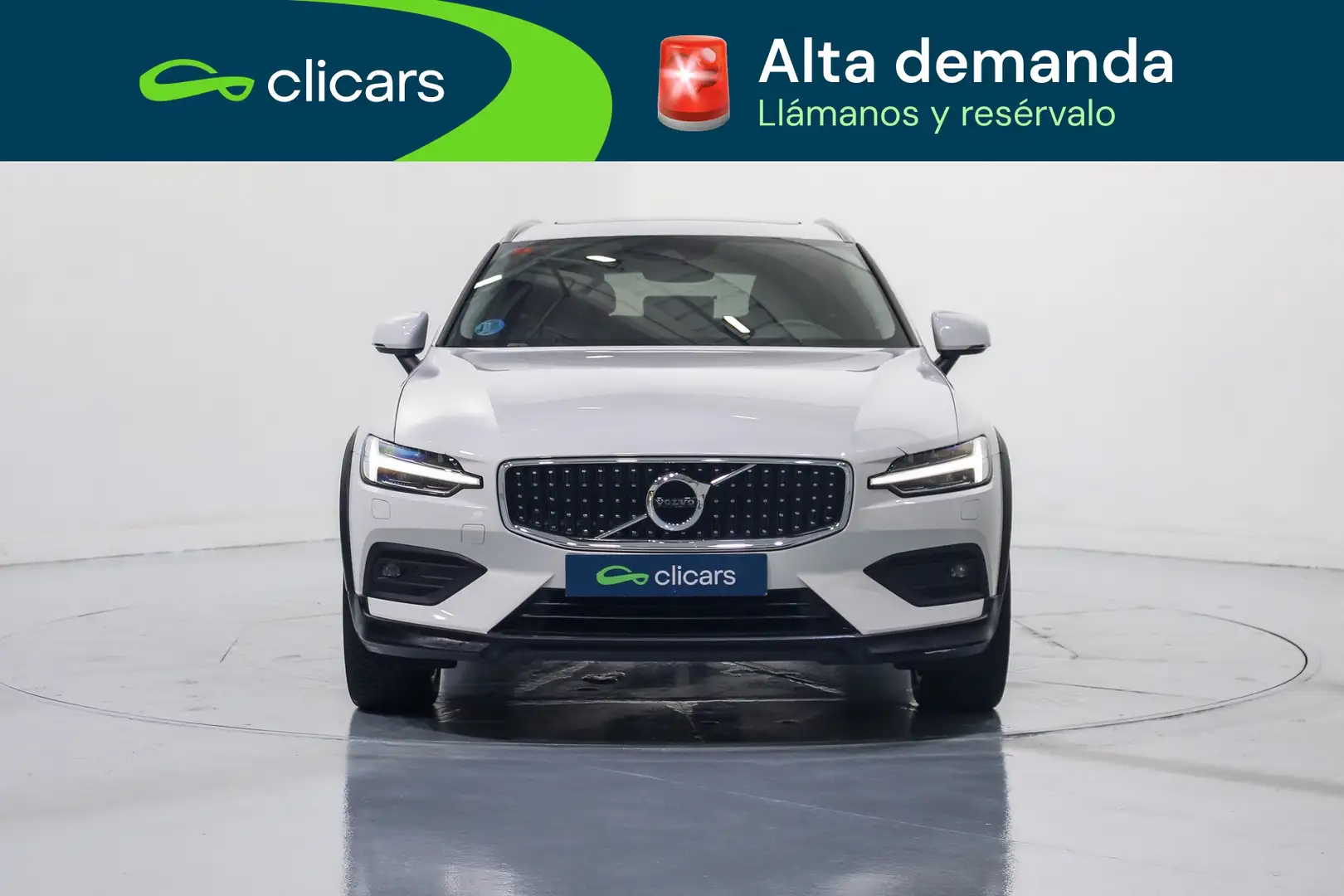 Volvo V60 Cross Country B4 Pro AWD Aut. Blanco - 2