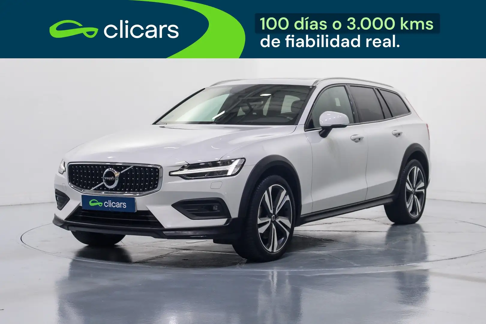 Volvo V60 Cross Country B4 Pro AWD Aut. Blanco - 1