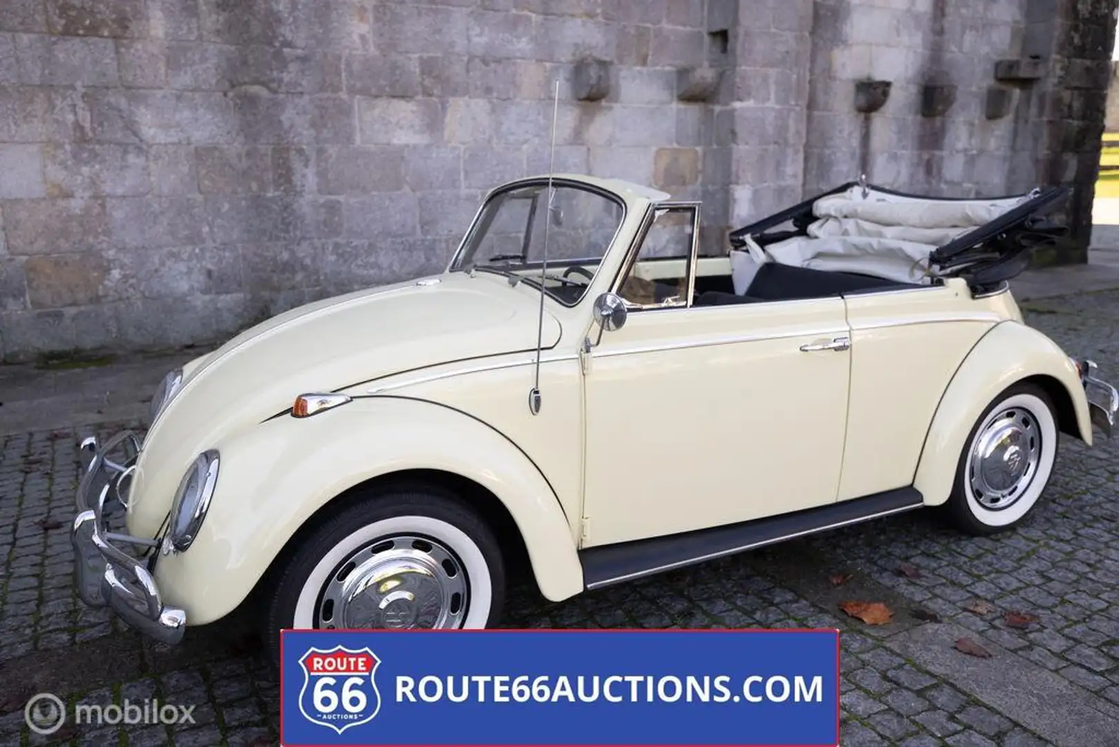 Volkswagen Beetle Cabriolet | 1966 | Route 66 Auctions Noir - 1