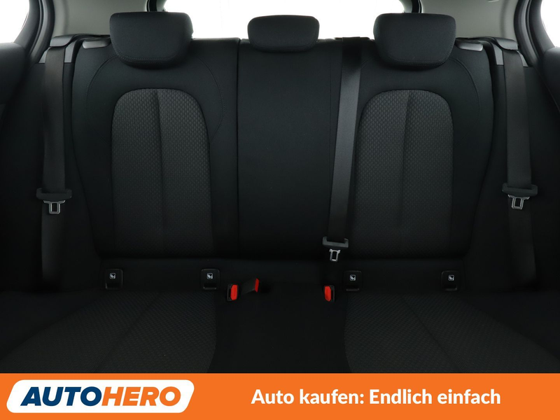 BMW 118 118d Advantage Aut.*NAVI*LED*PDC*TEMPO*ALU* — photo 15