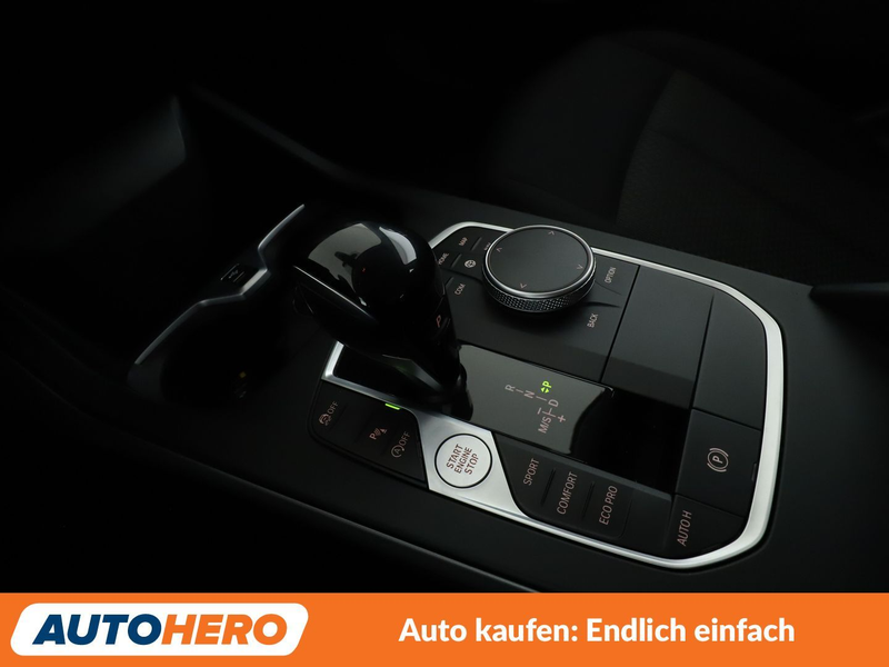 BMW 118 118d Advantage Aut.*NAVI*LED*PDC*TEMPO*ALU* — photo 25